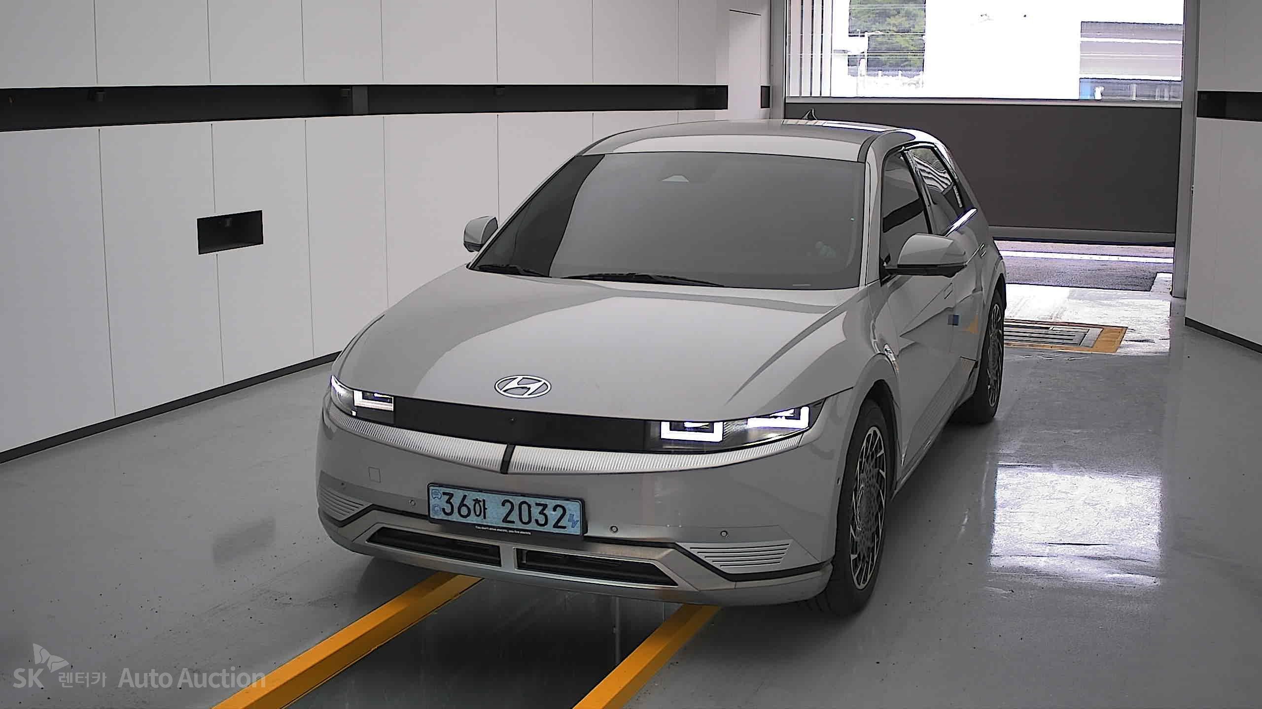 2022 - hyundai ioniq