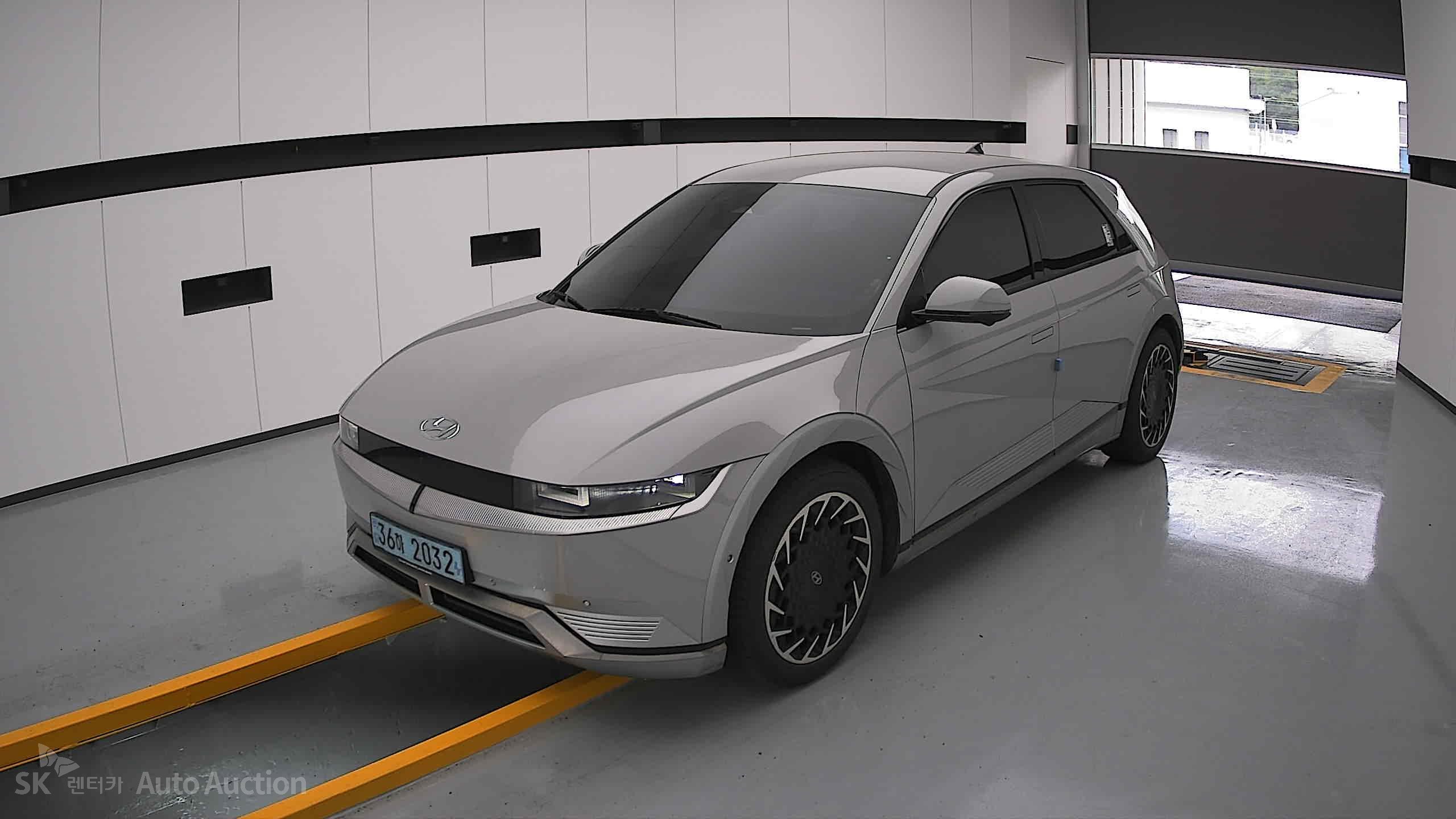 2022 - hyundai ioniq
