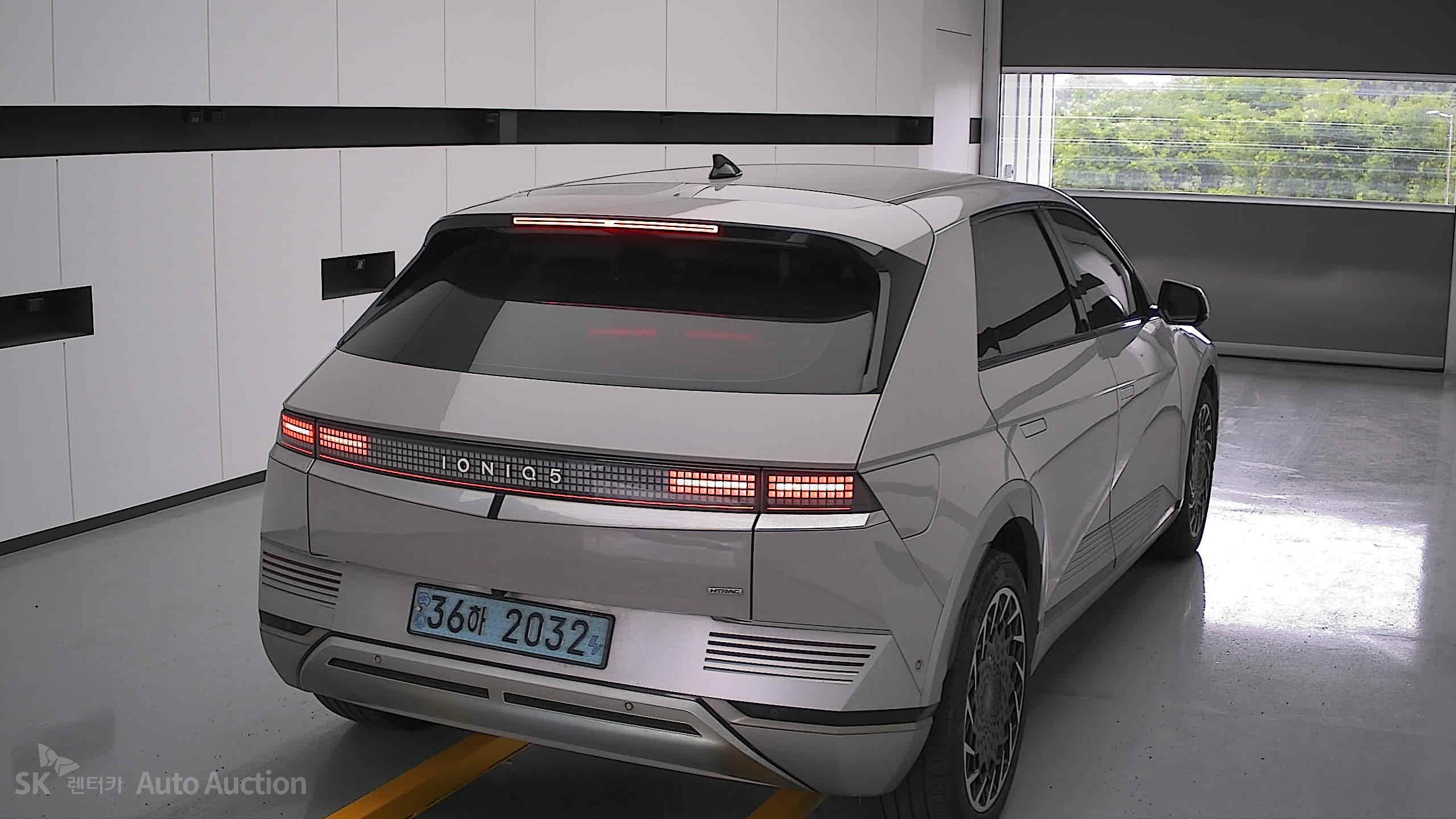 2022 - hyundai ioniq
