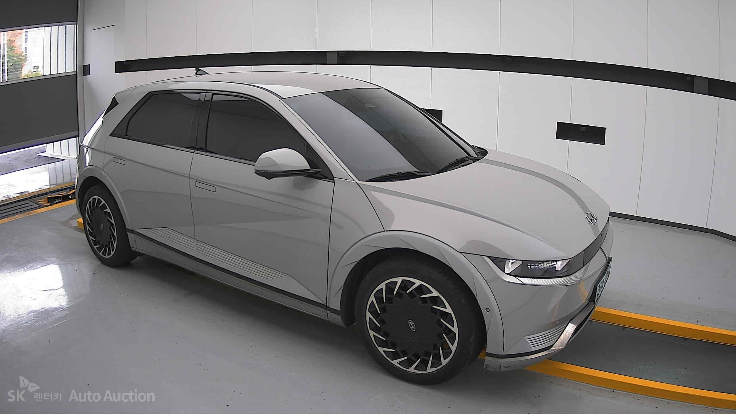 2022 - hyundai ioniq