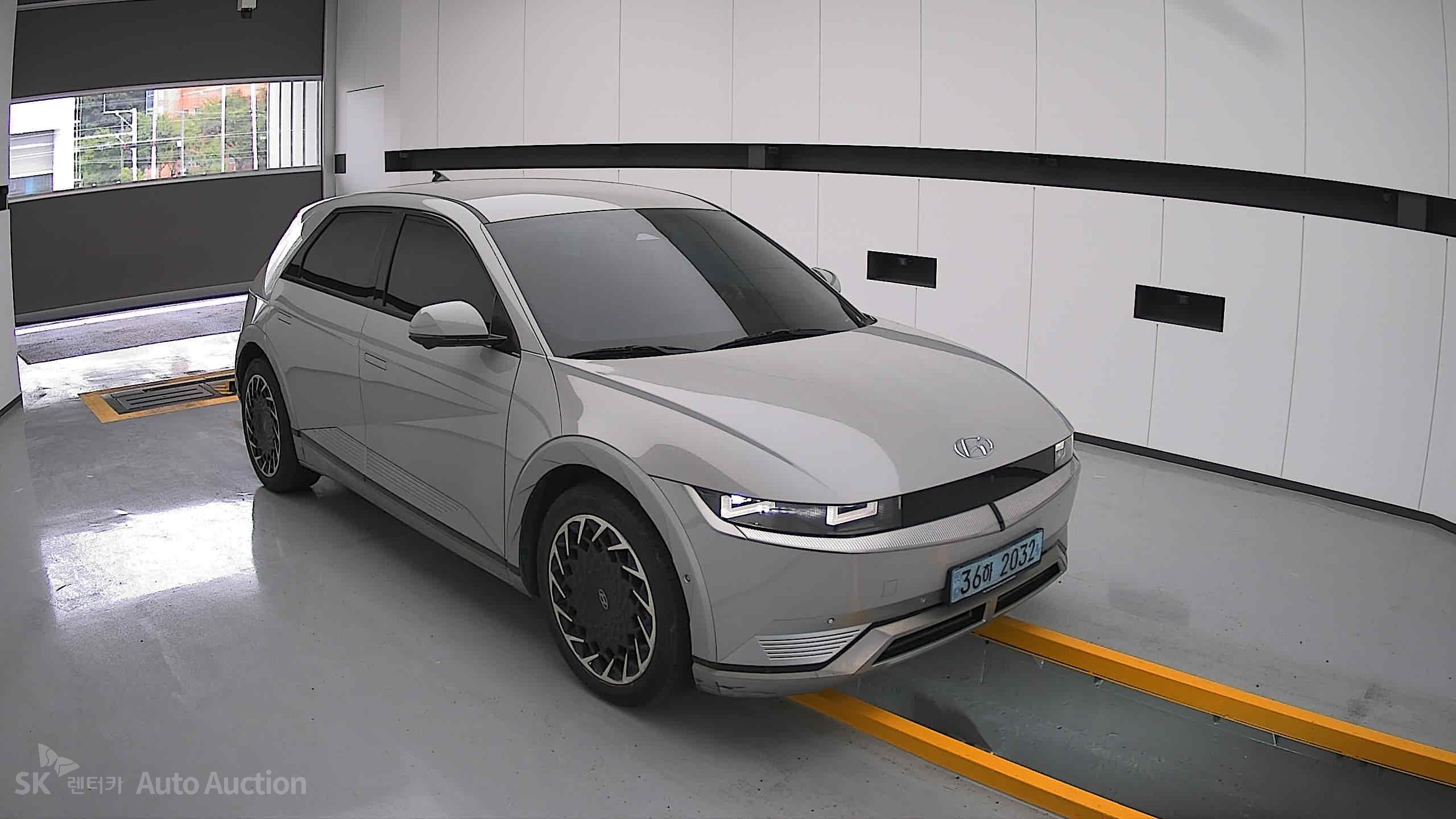 2022 - hyundai ioniq