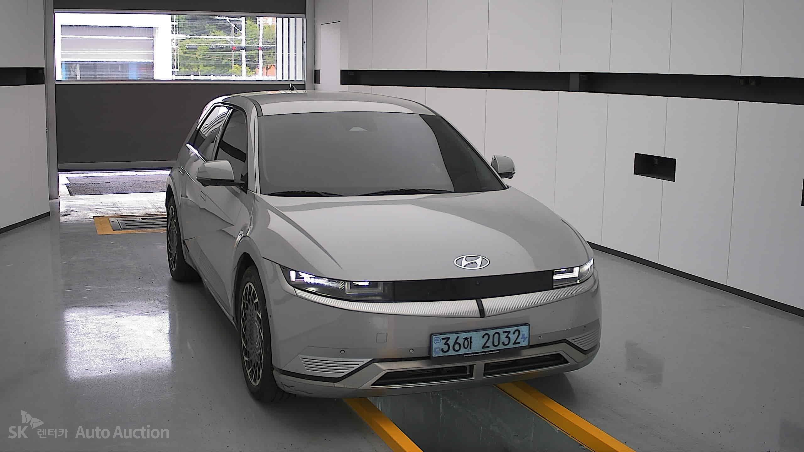 2022 - hyundai ioniq