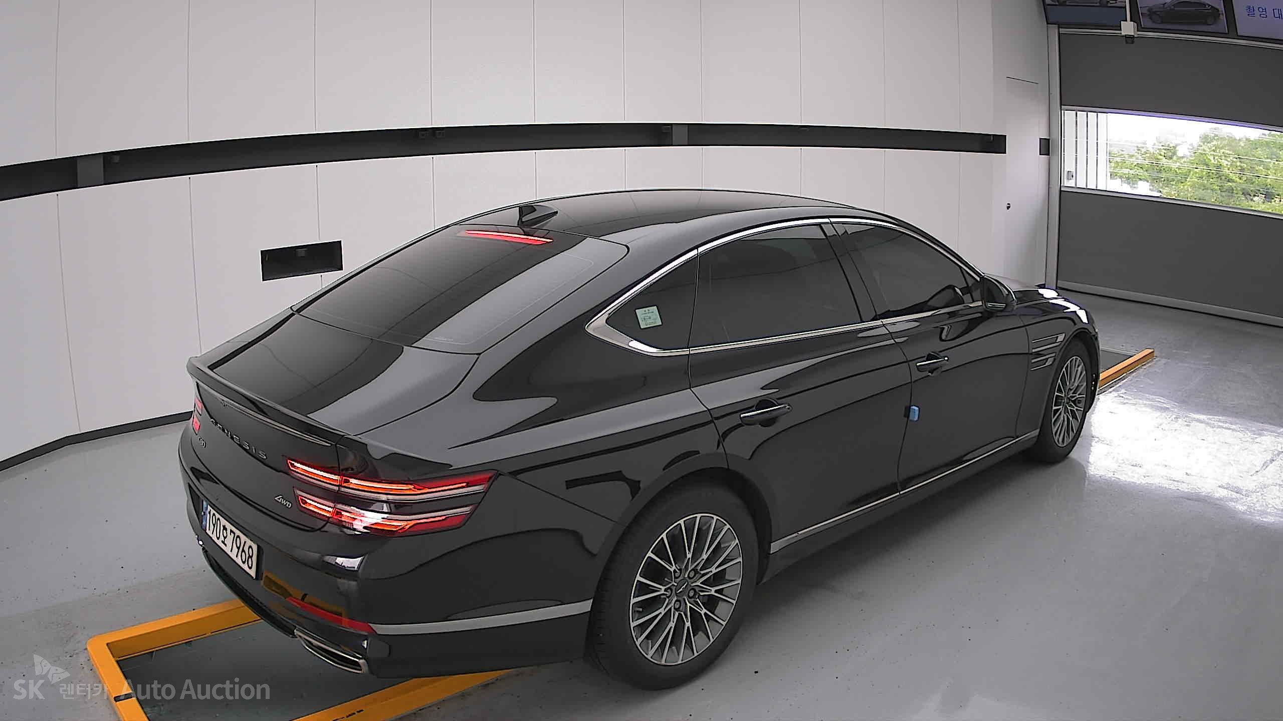 2022 - genesis g80