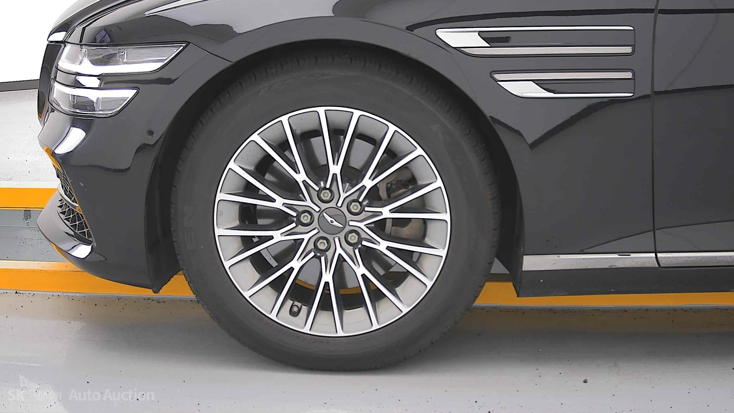 2022 - genesis g80