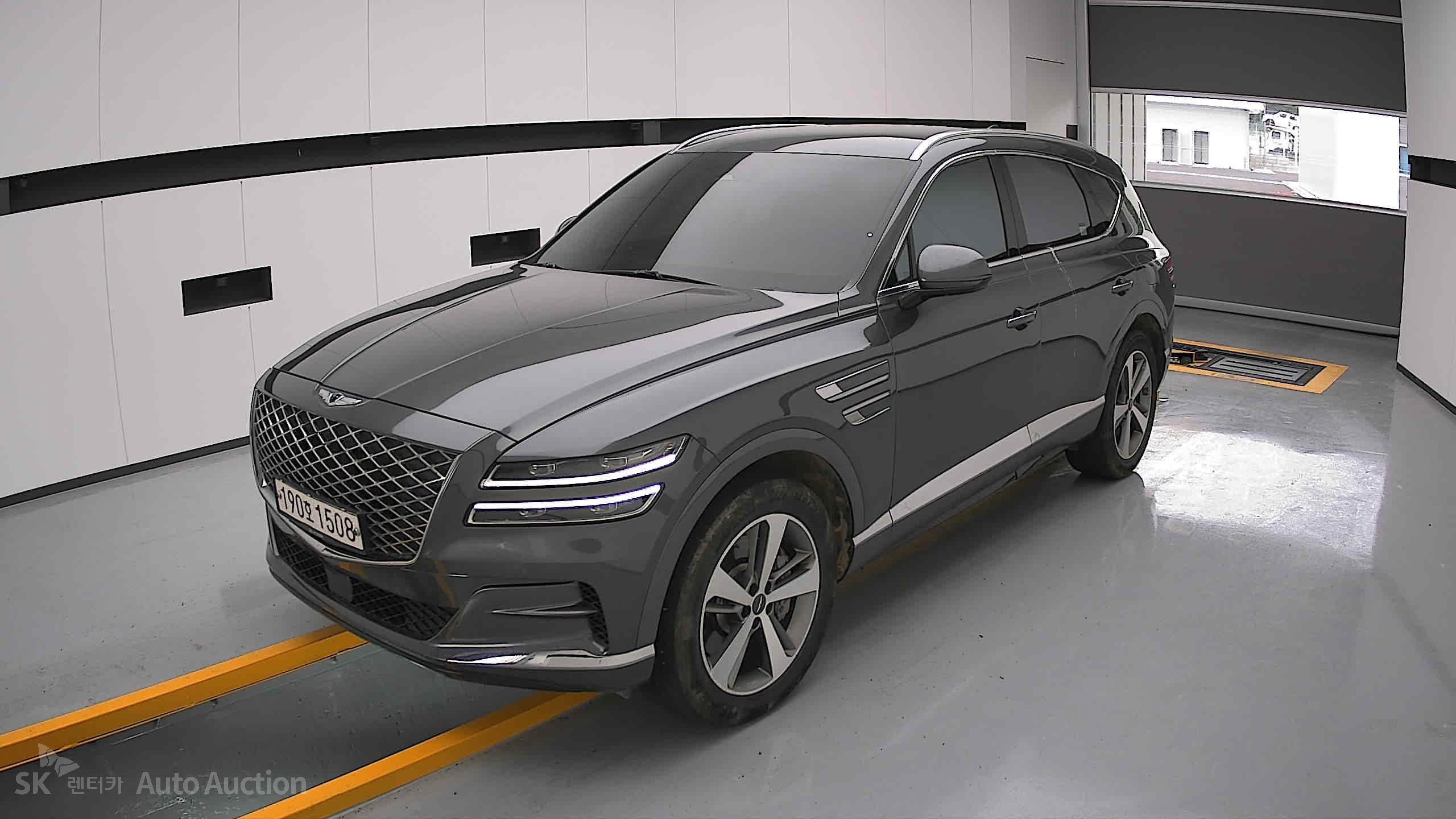 2022 - genesis gv80