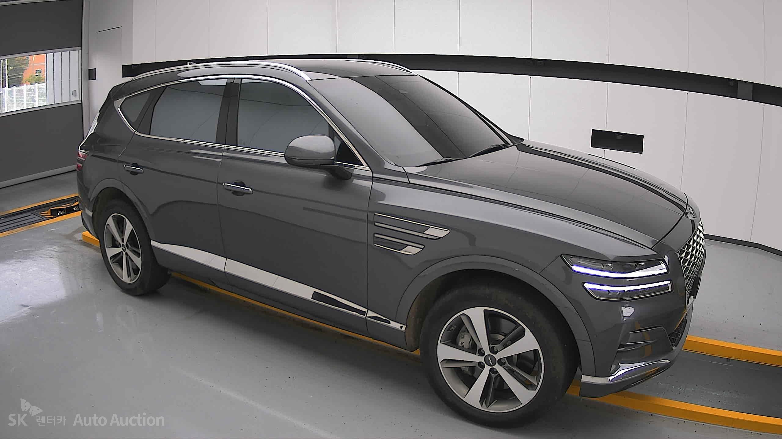 2022 - genesis gv80
