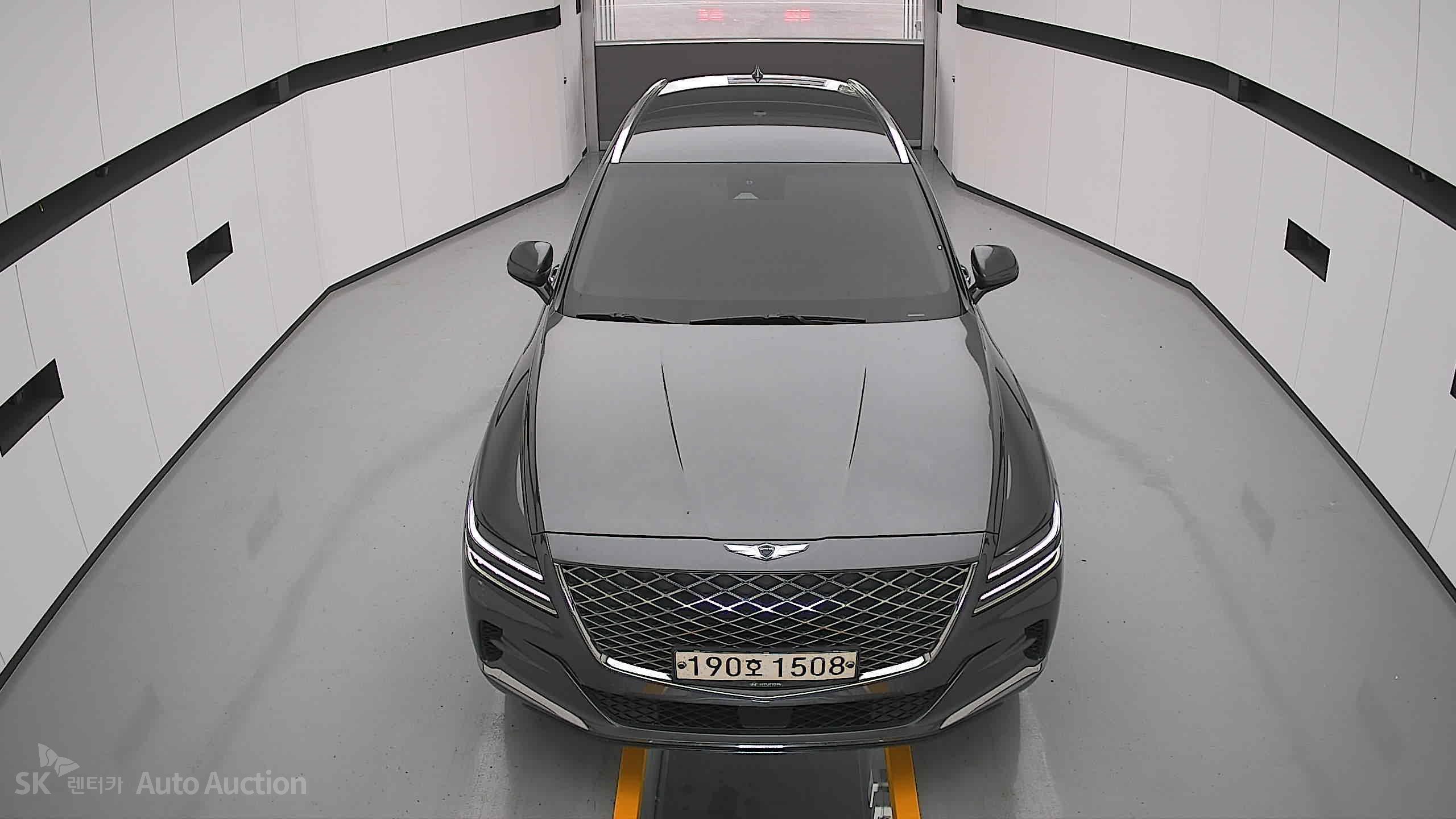 2022 - genesis gv80