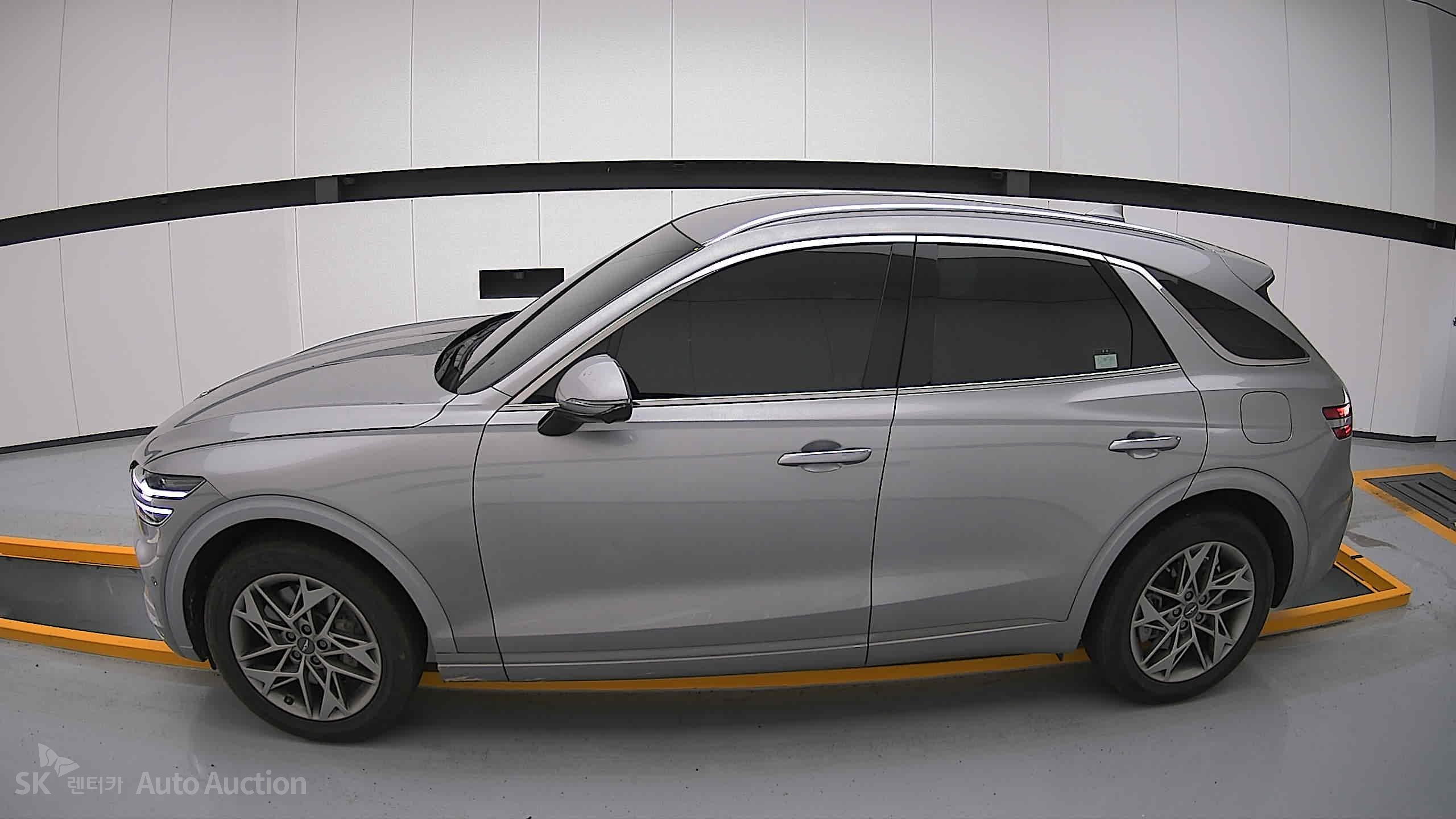 2023 - genesis gv70