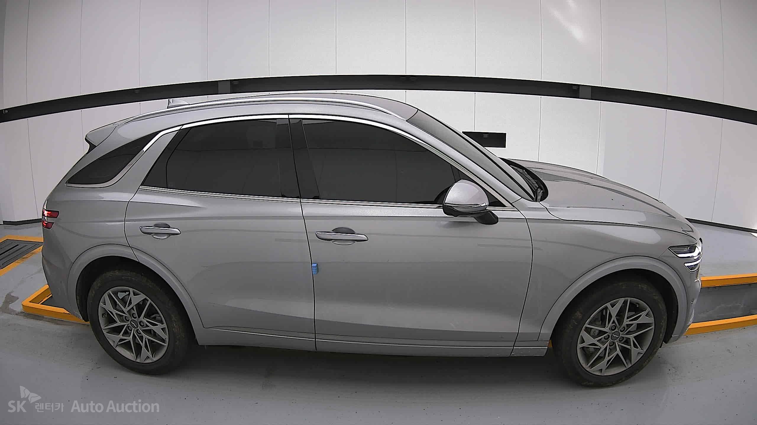 2023 - genesis gv70