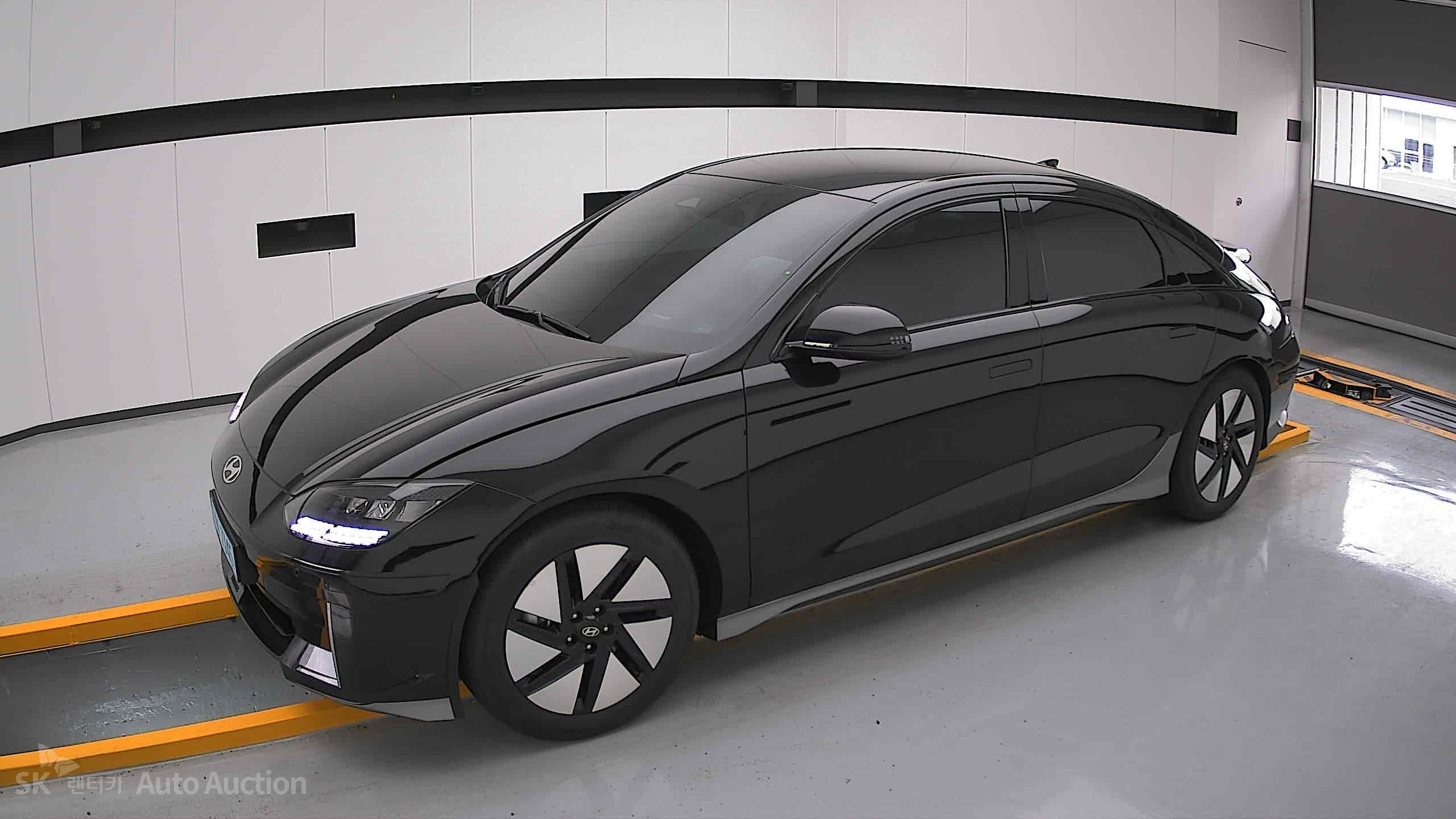 2023 - hyundai ioniq