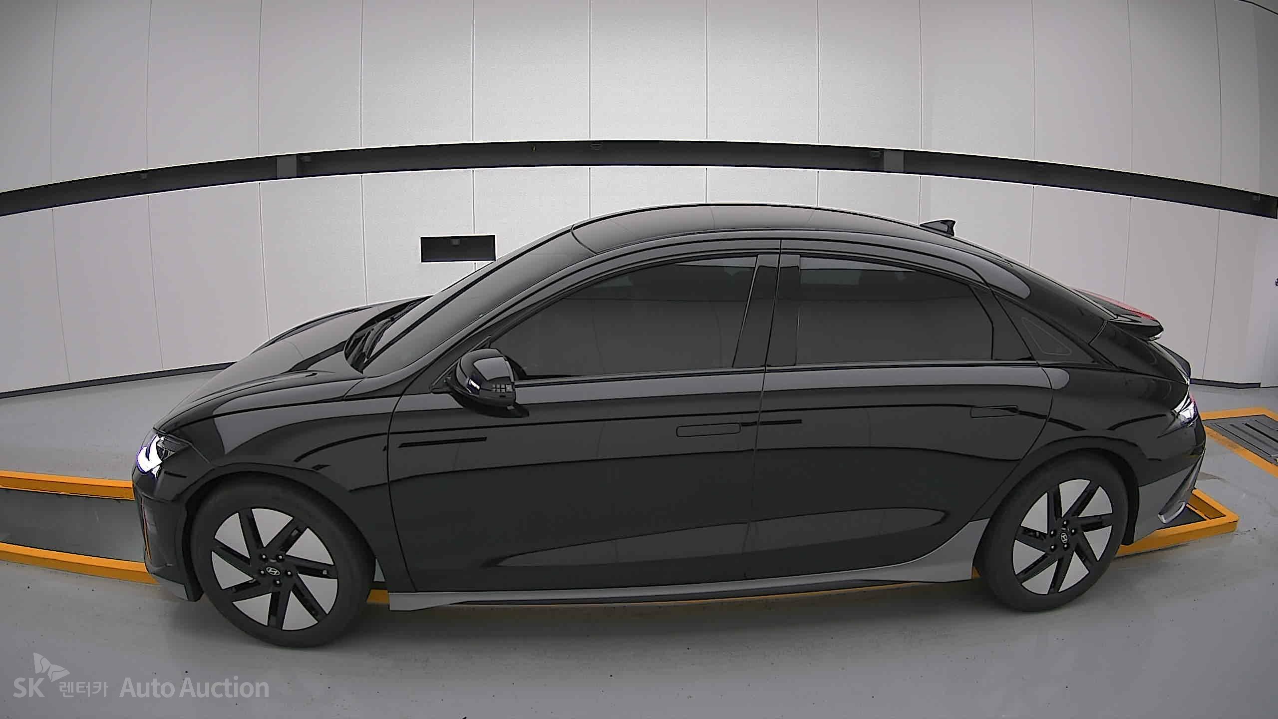 2023 - hyundai ioniq