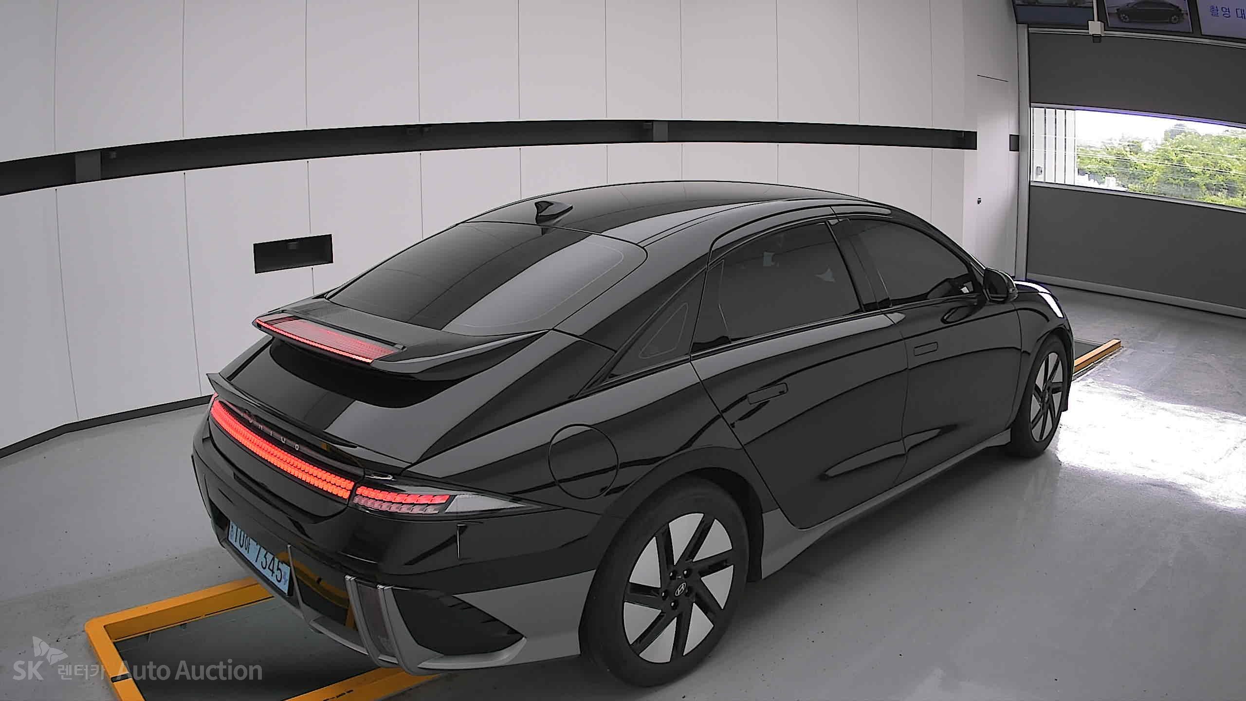 2023 - hyundai ioniq