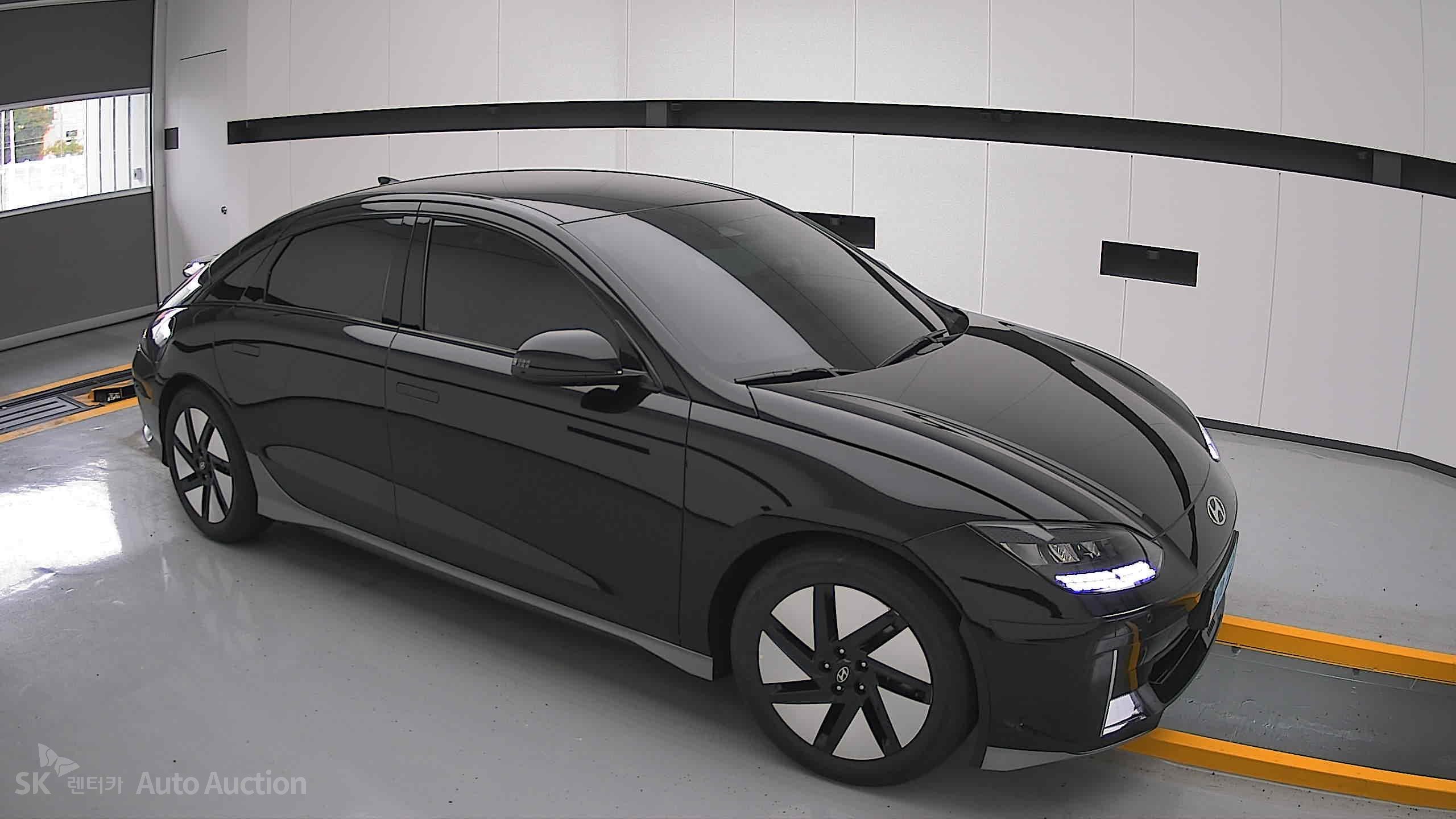 2023 - hyundai ioniq