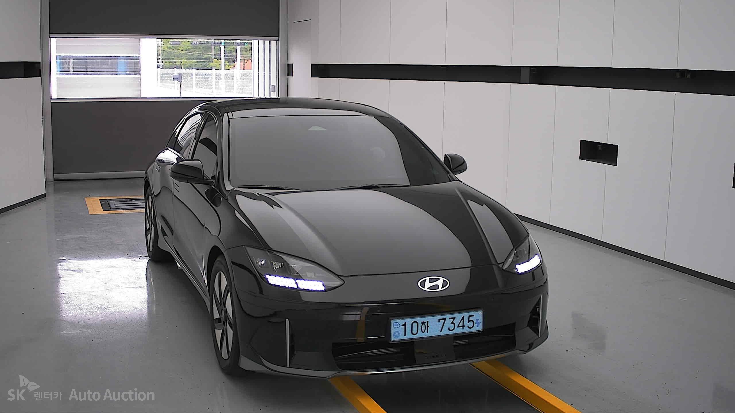 2023 - hyundai ioniq