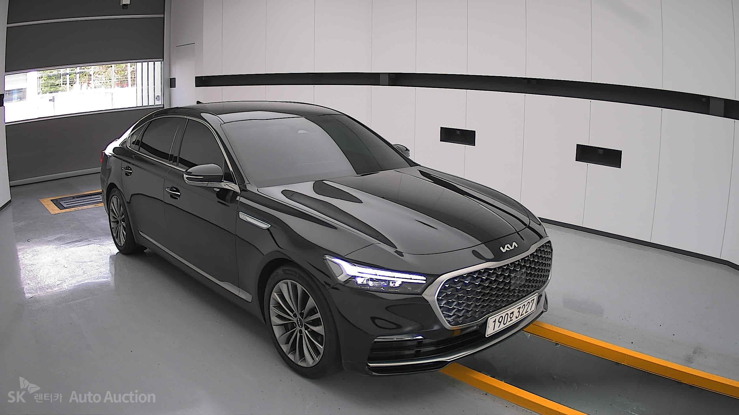 2022 - kia k9