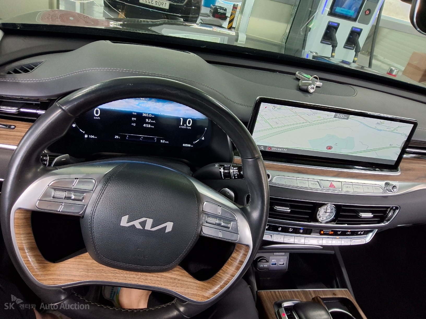 2022 - kia k9