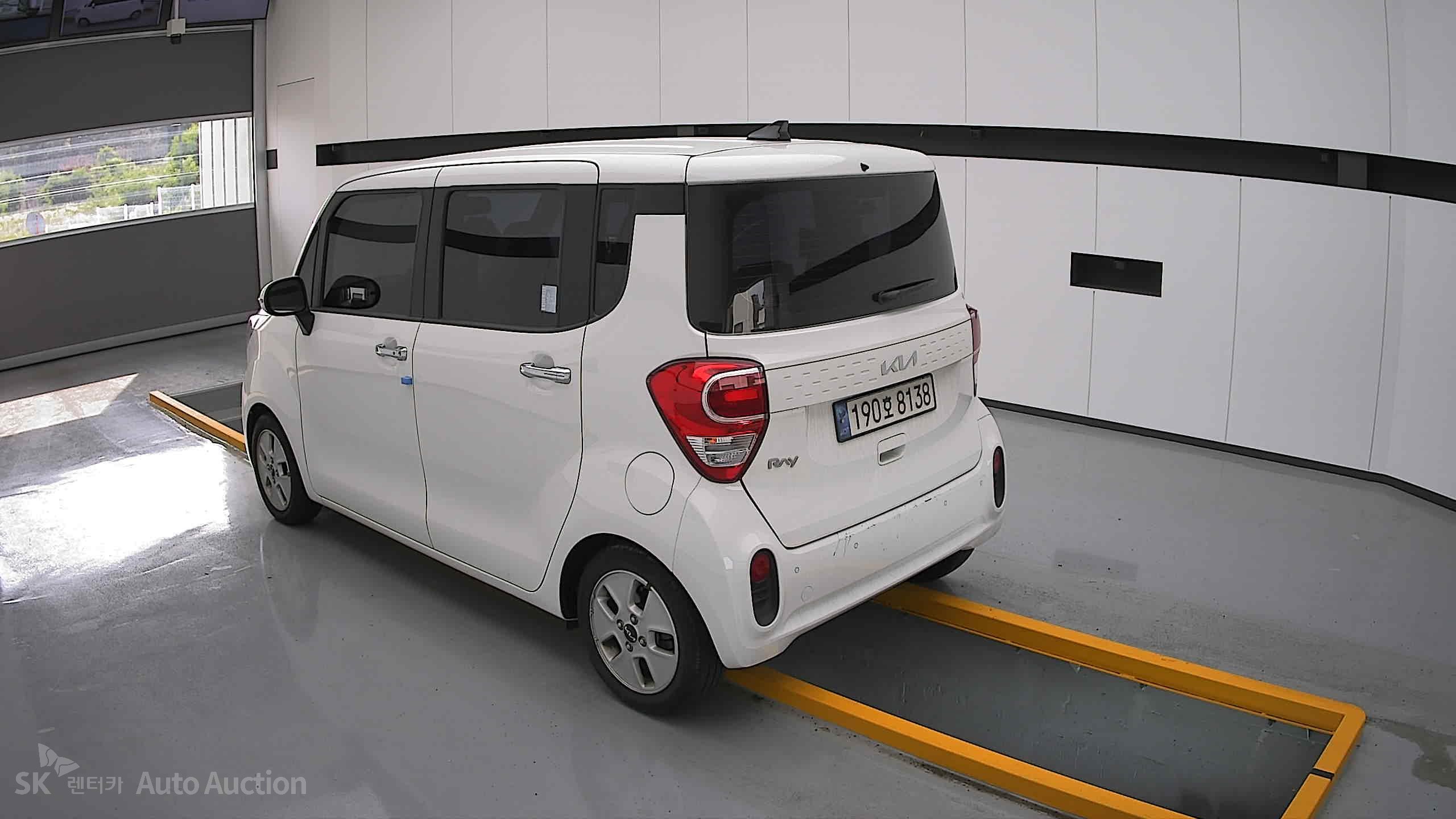 2022 - kia ray