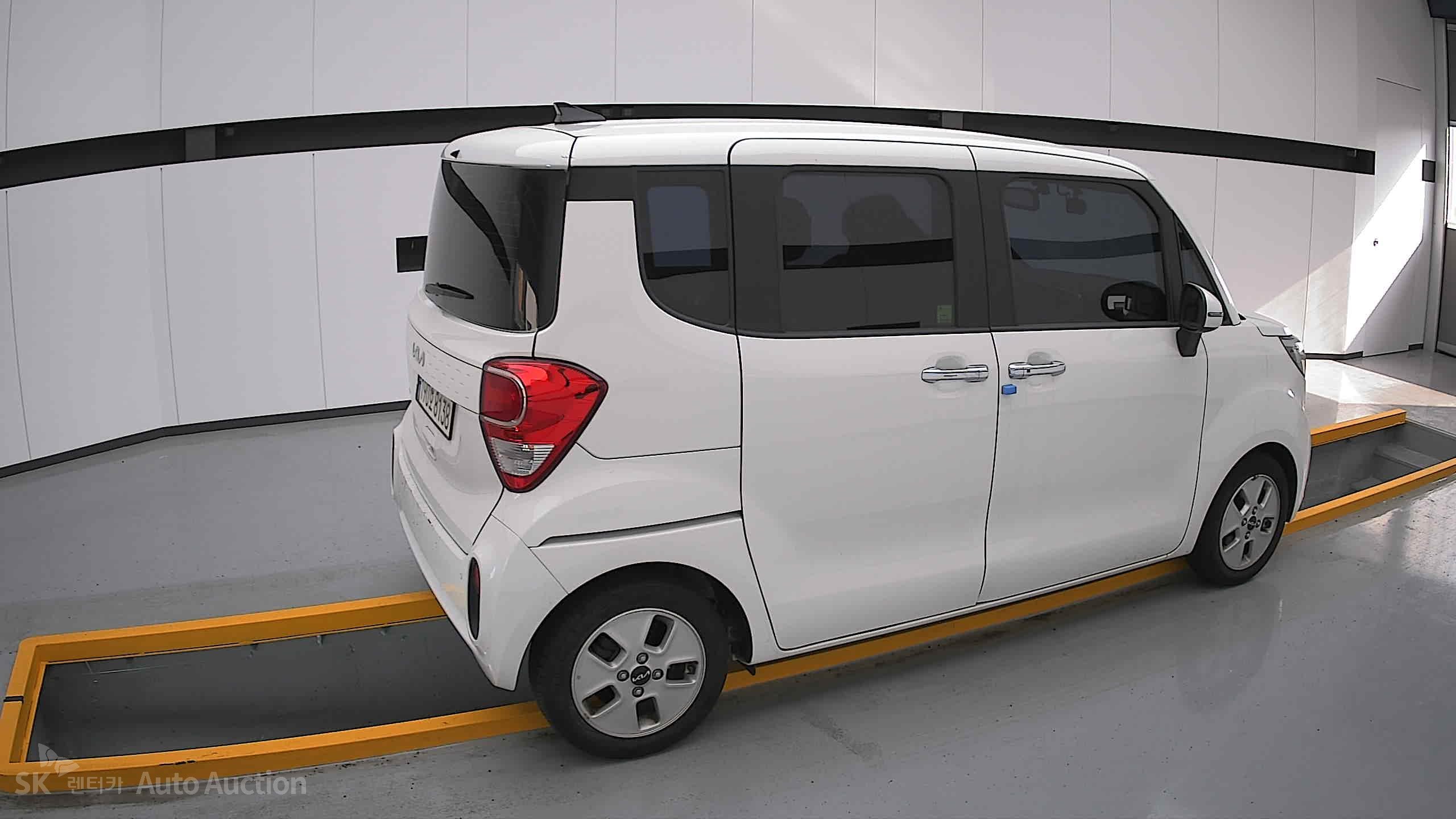 2022 - kia ray