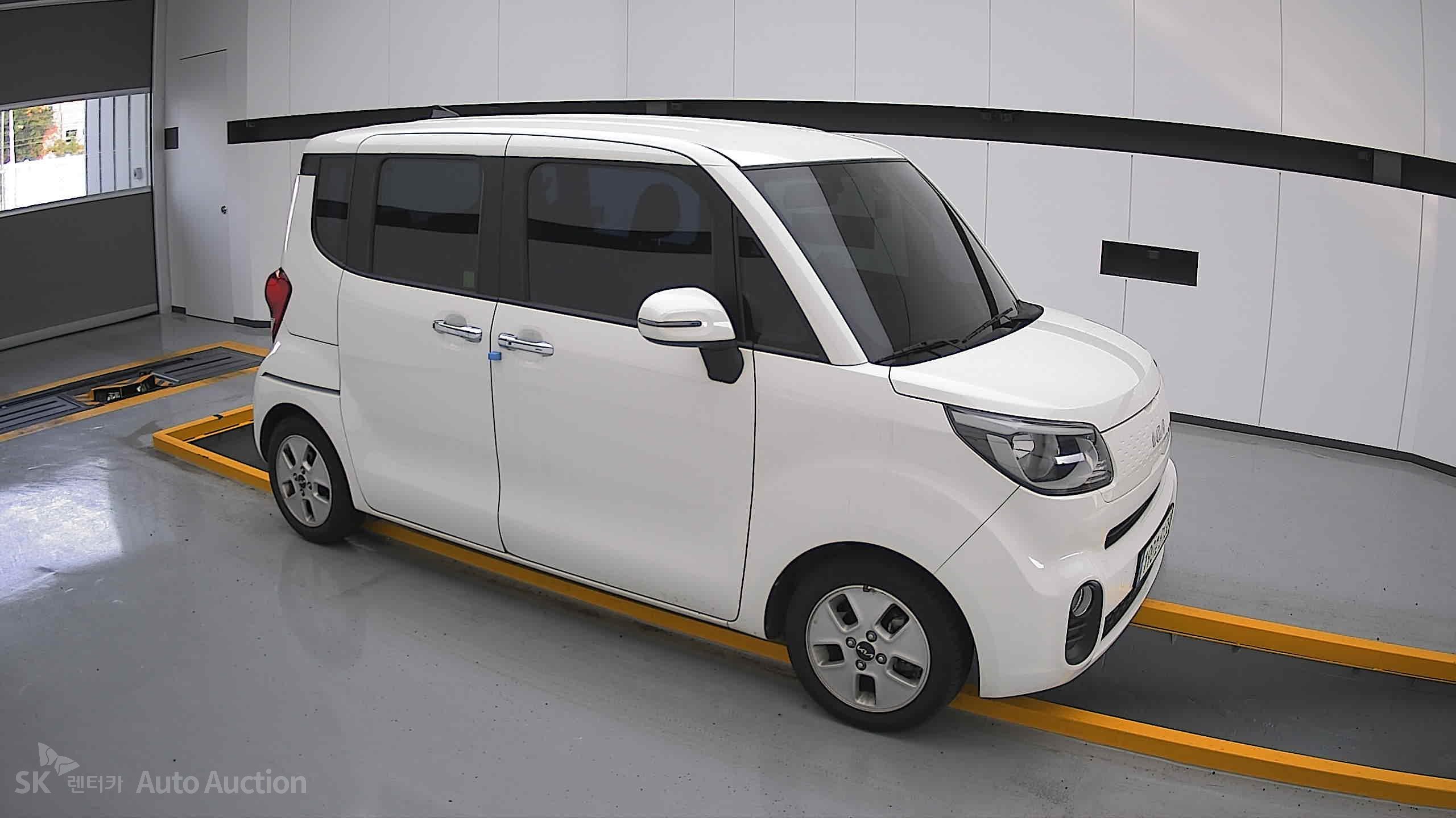2022 - kia ray