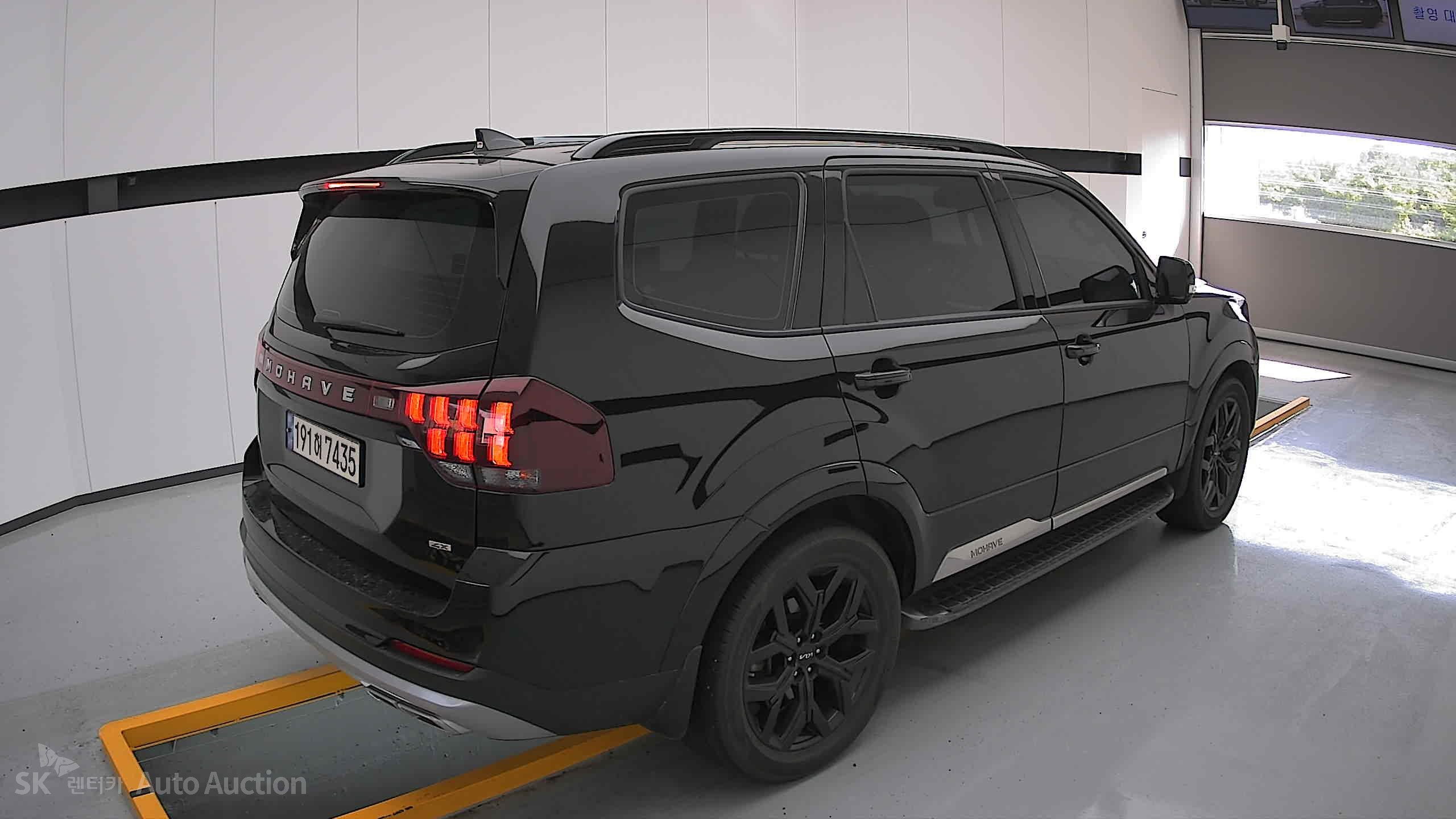 2022 - kia mohave