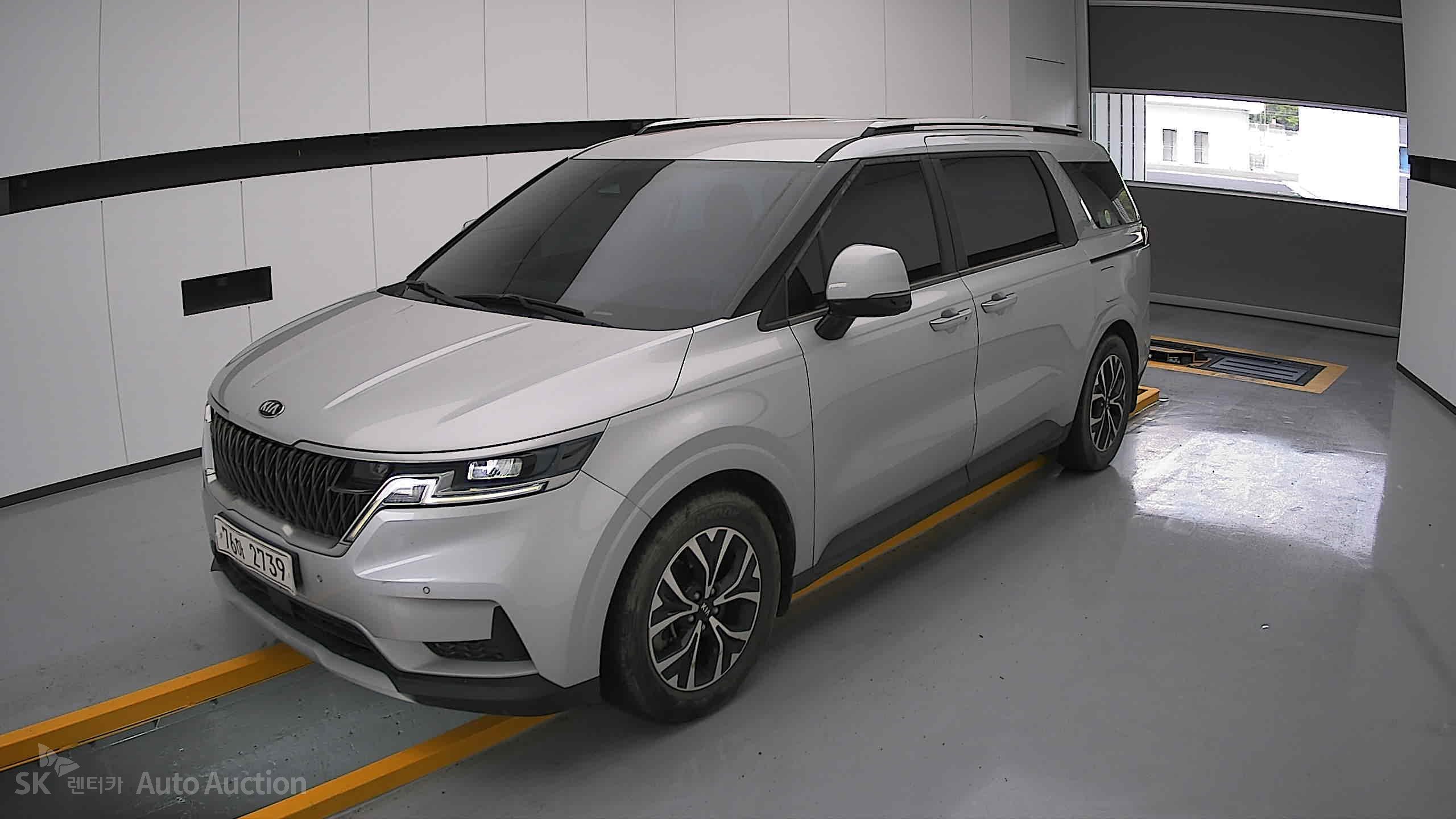 2021 - kia carnival