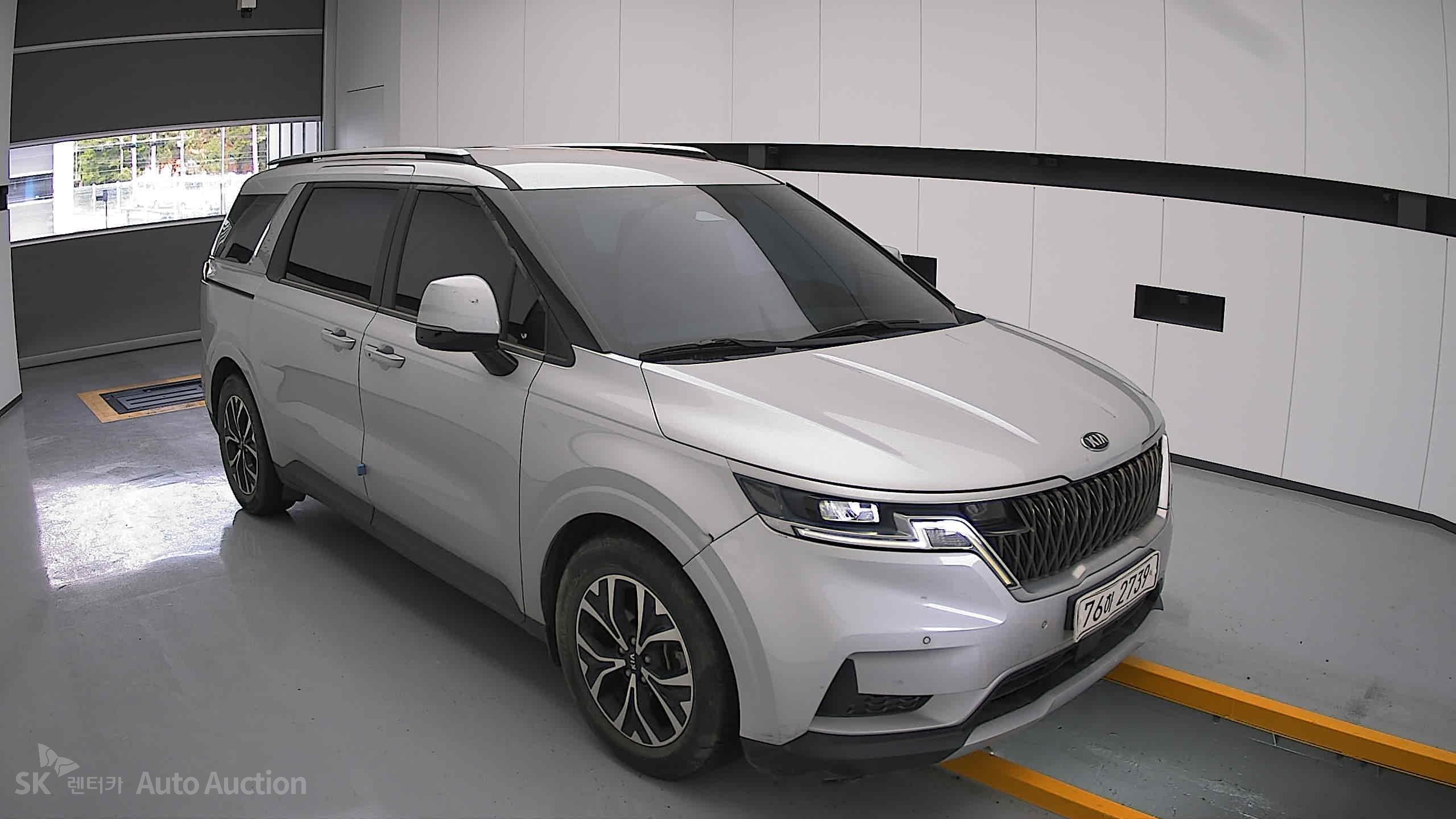 2021 - kia carnival