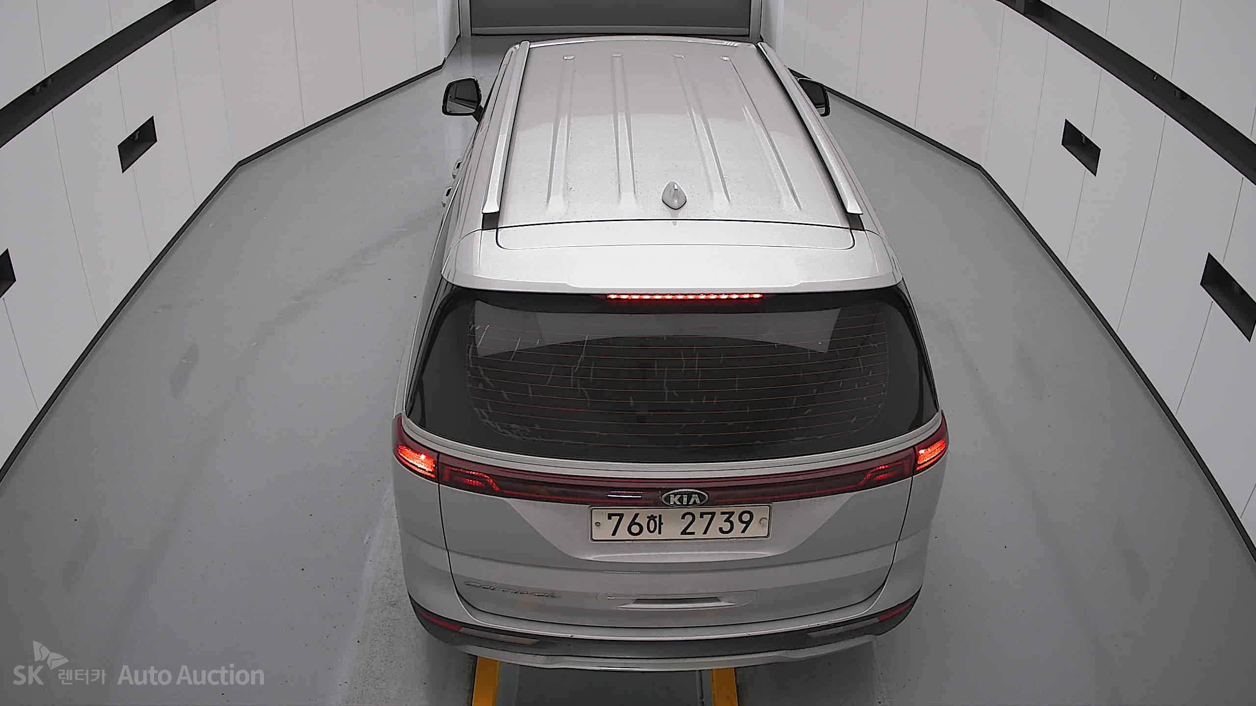 2021 - kia carnival
