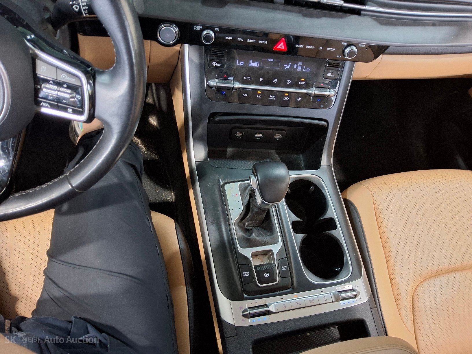 2021 - kia carnival
