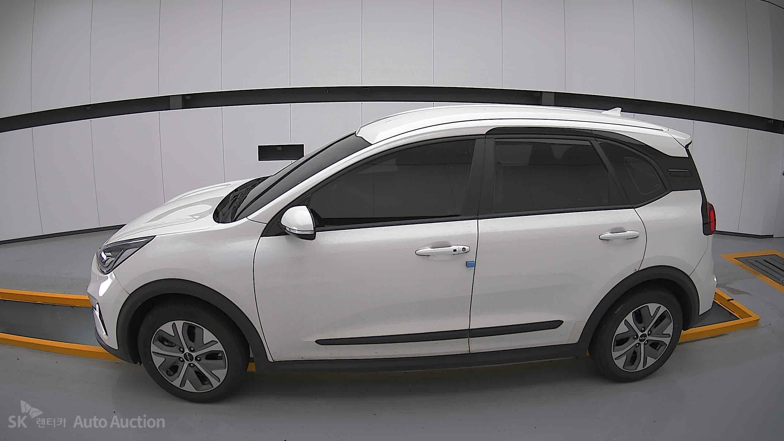 2023 - kia niro