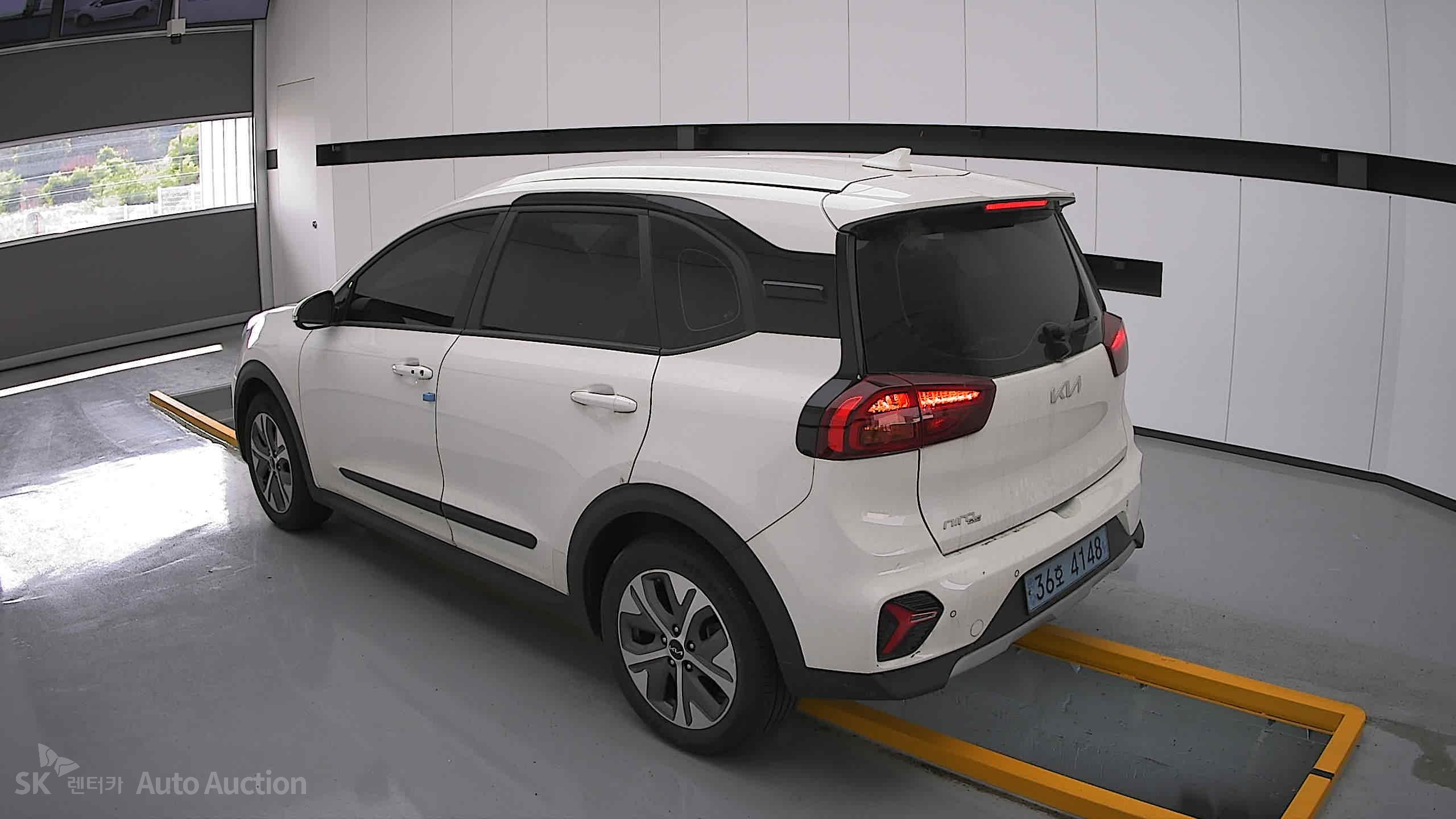 2023 - kia niro