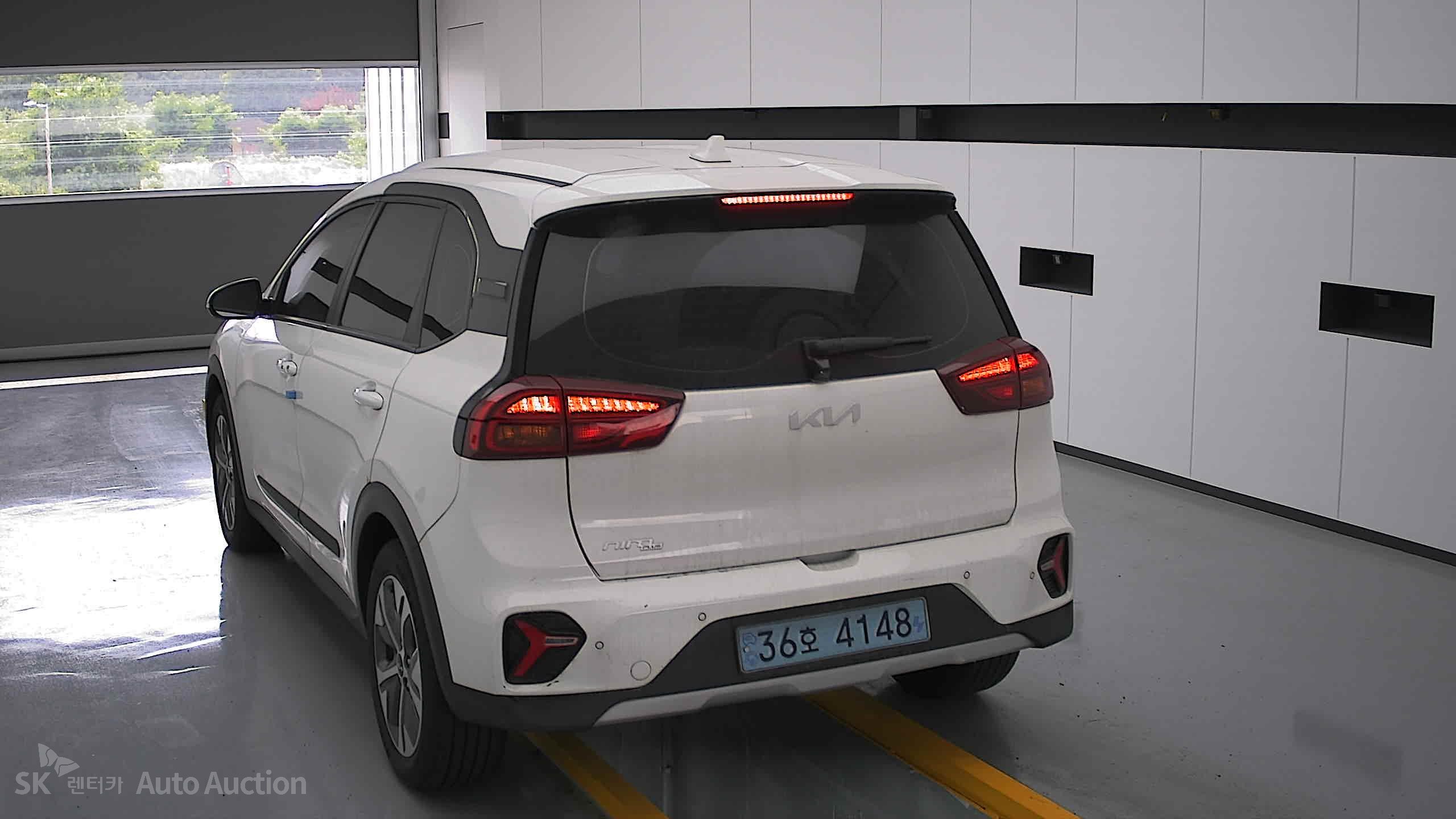2023 - kia niro