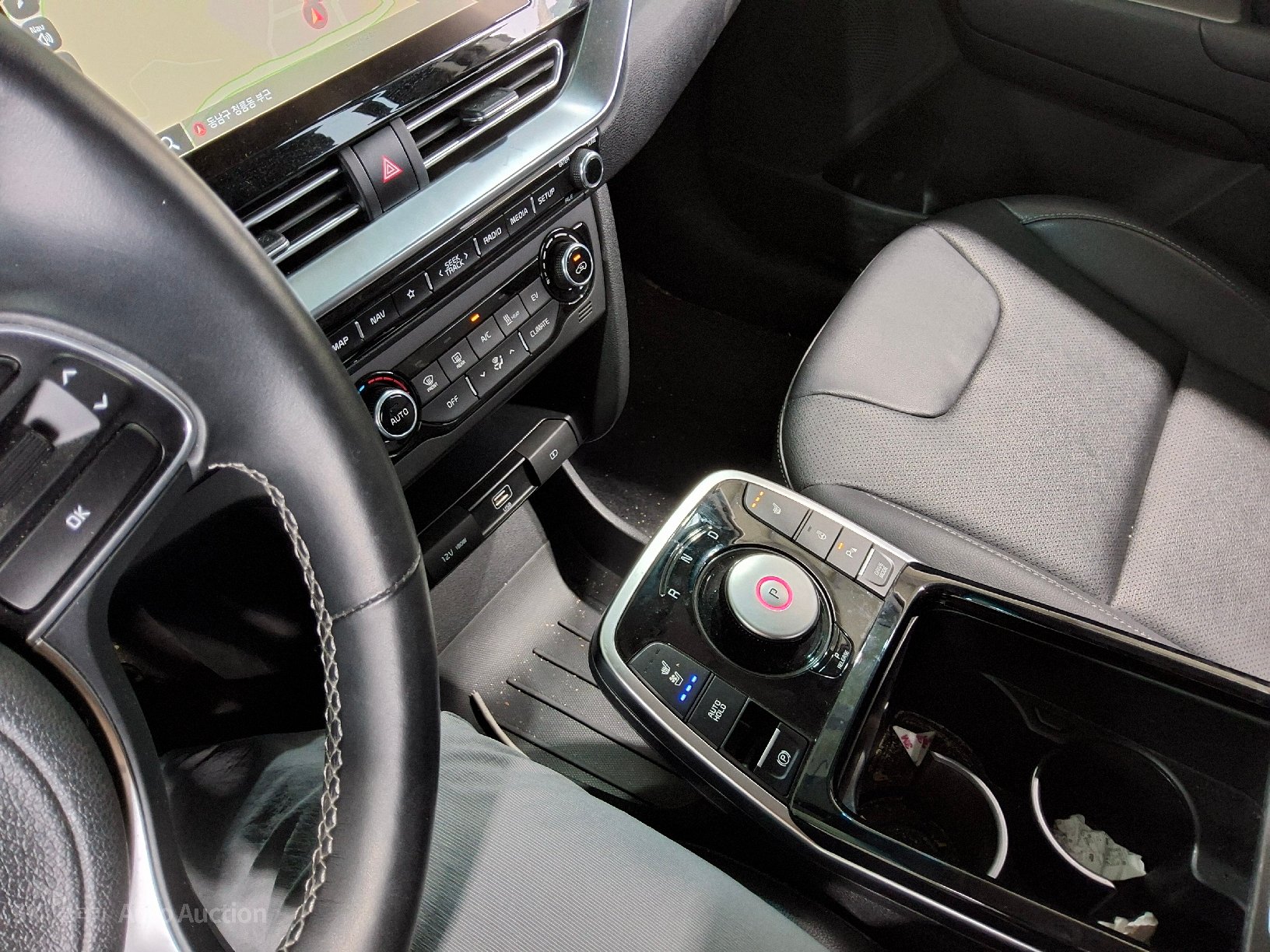 2023 - kia niro