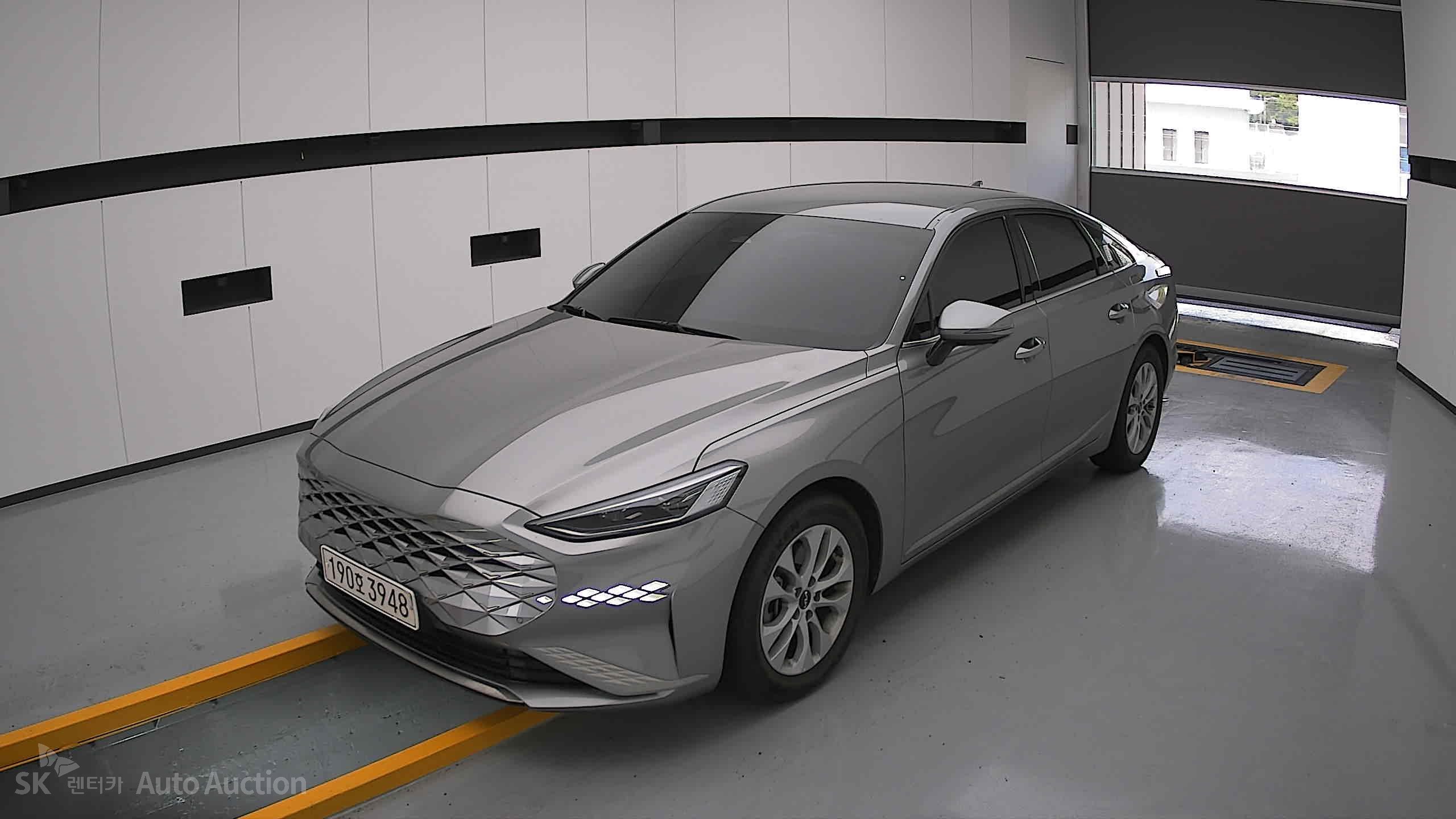 2022 - kia k8
