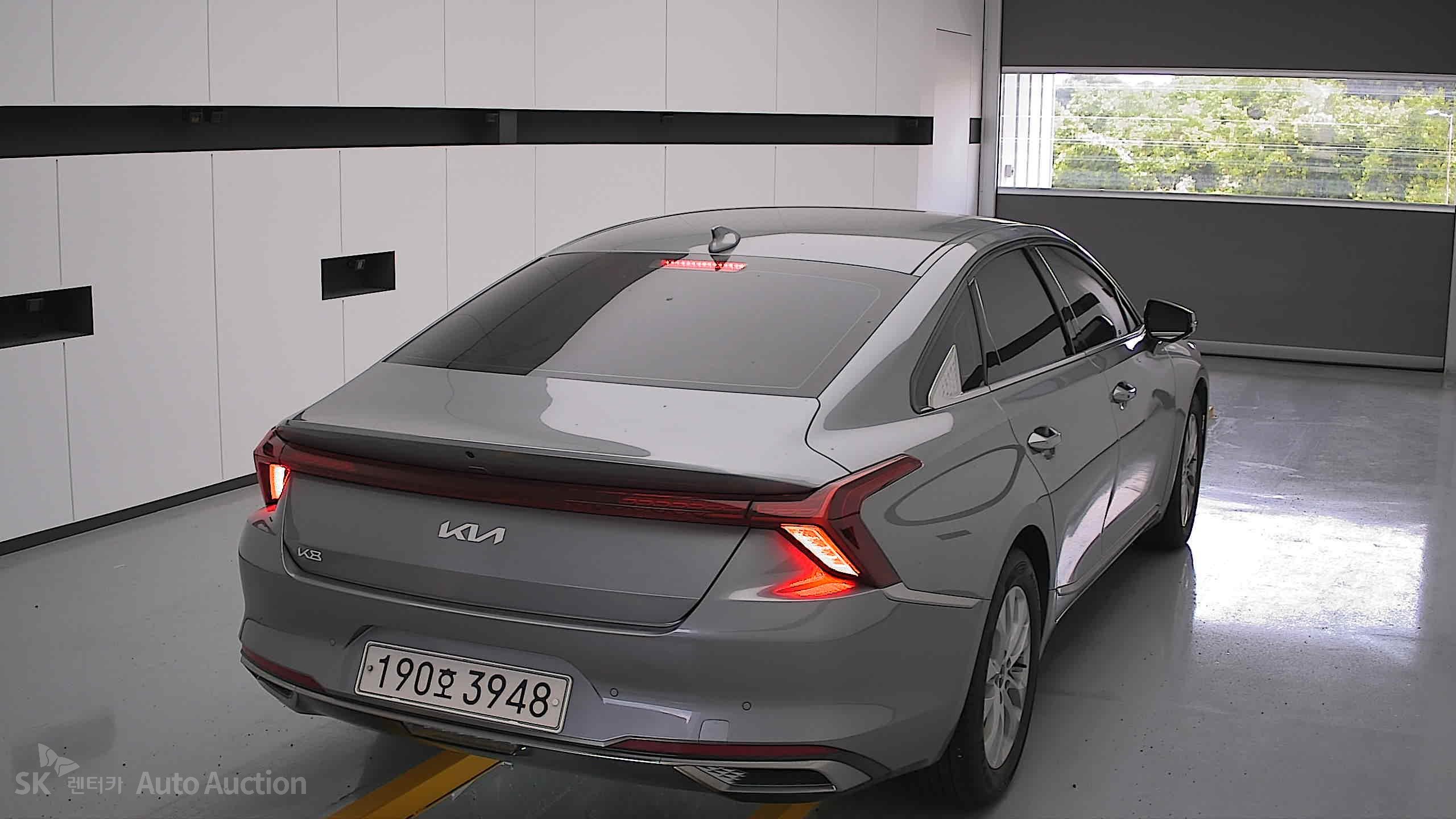 2022 - kia k8