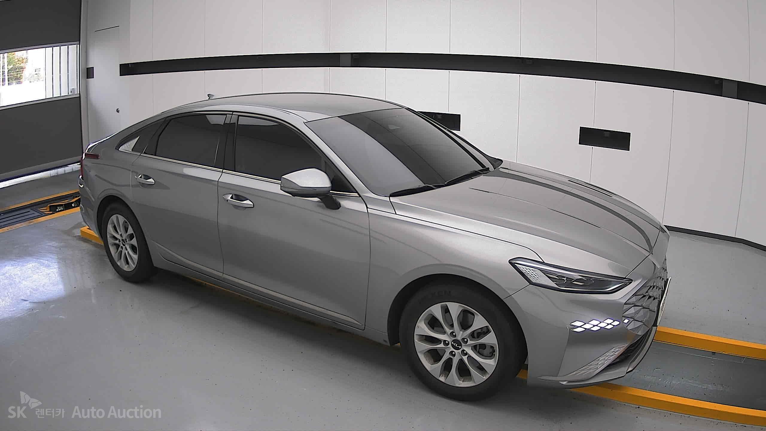 2022 - kia k8