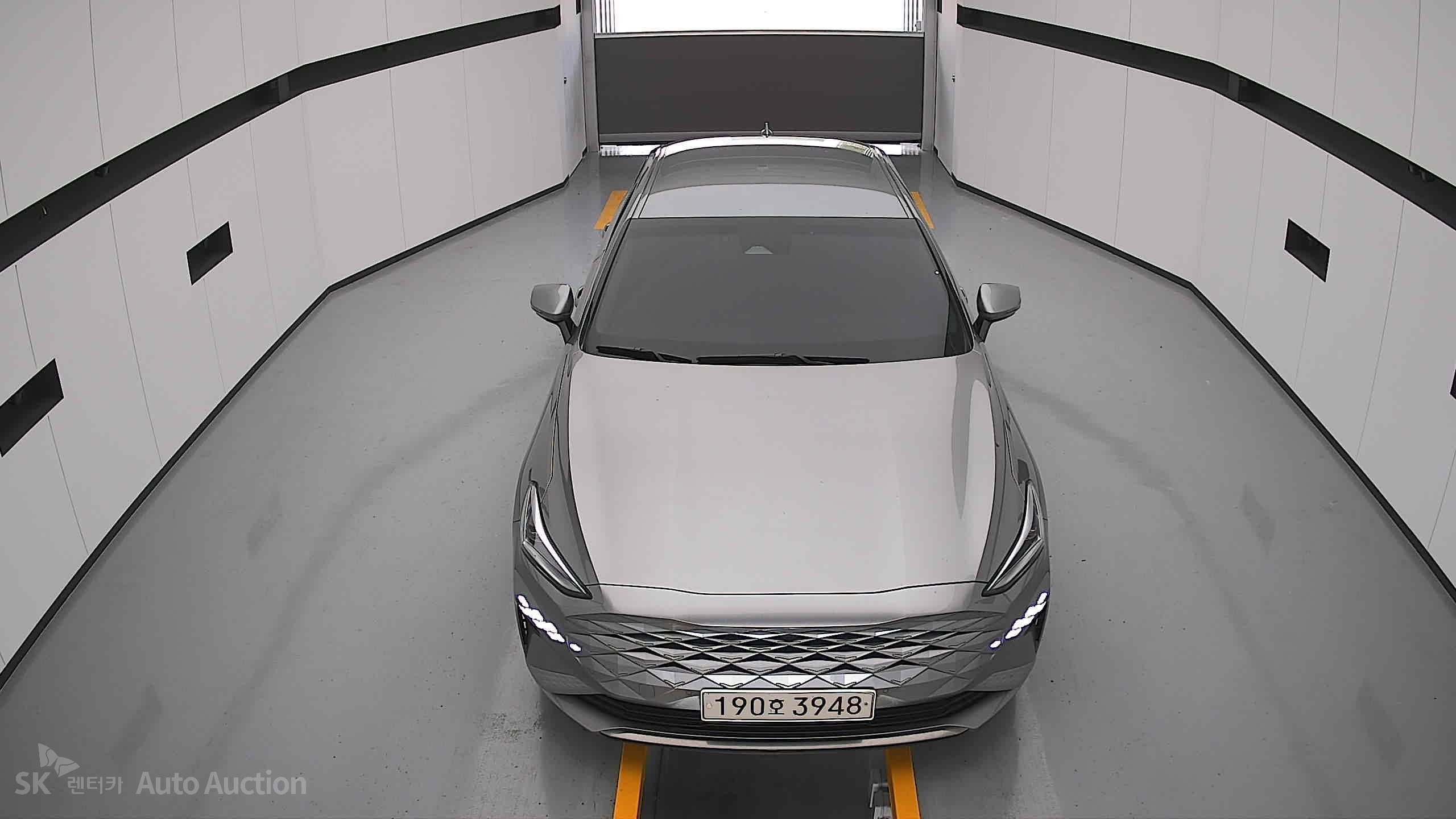 2022 - kia k8