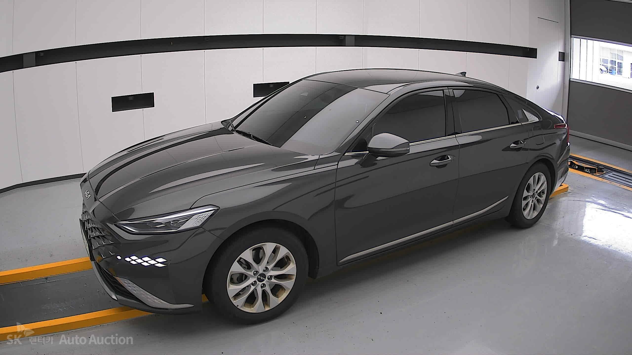 2023 - kia k8
