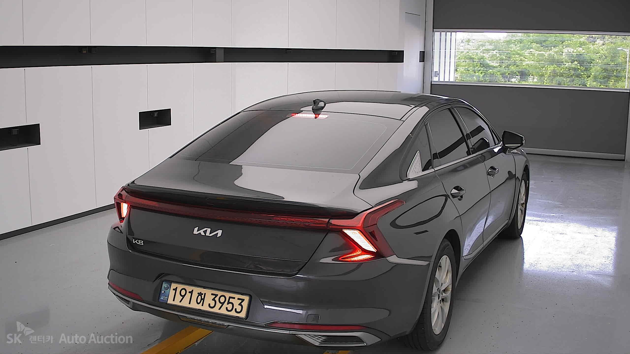 2023 - kia k8