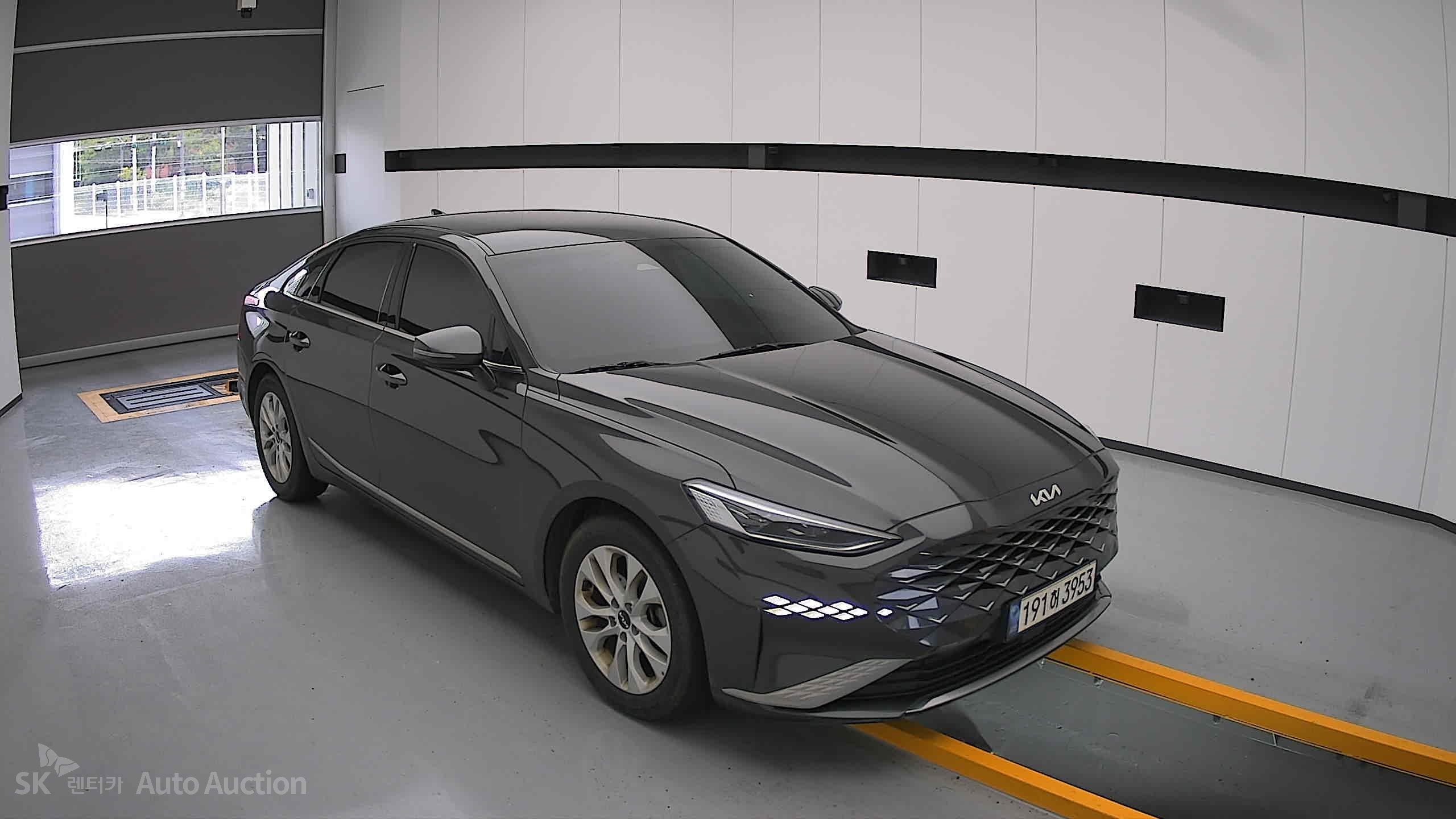 2023 - kia k8