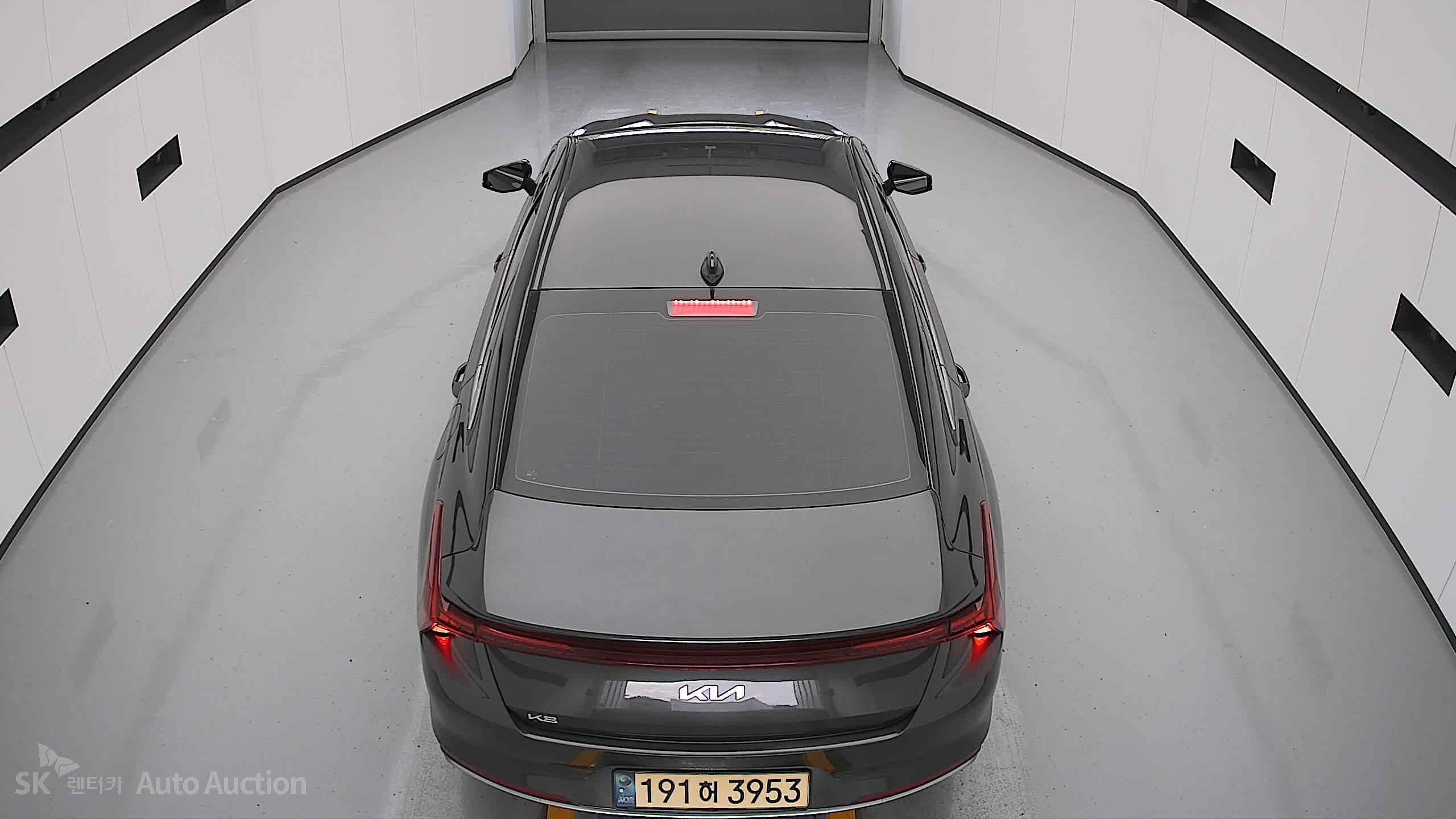 2023 - kia k8