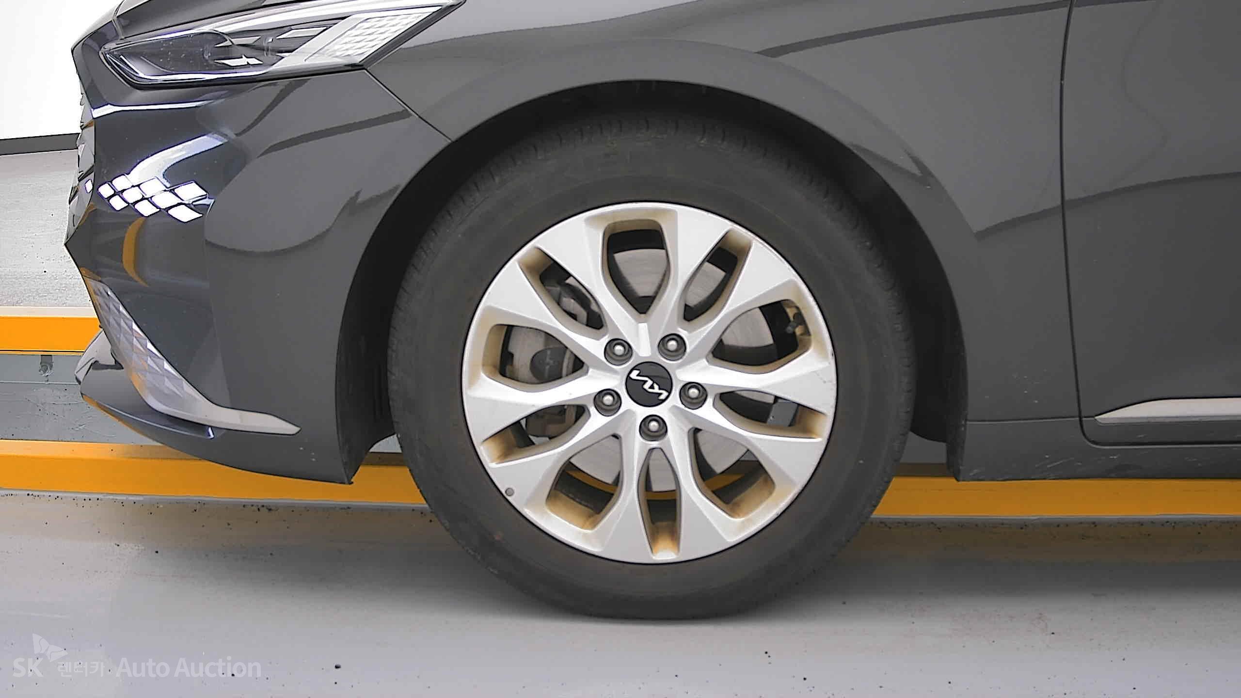 2023 - kia k8