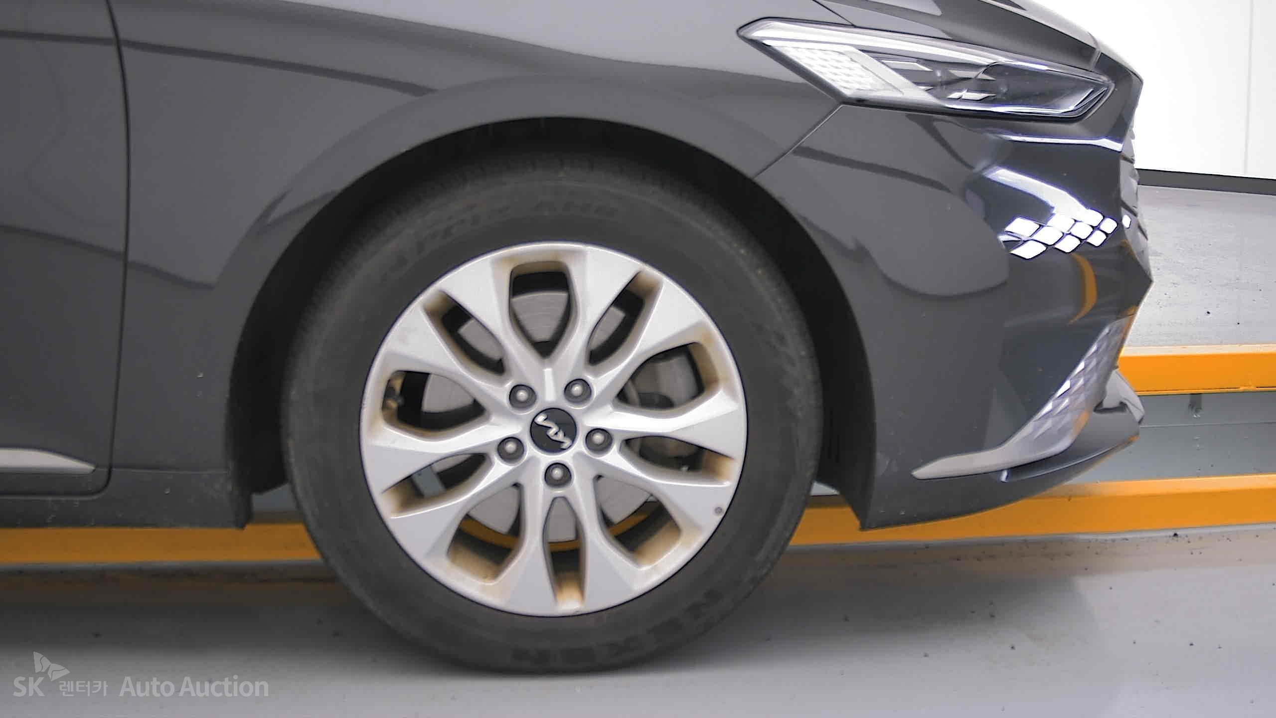 2023 - kia k8