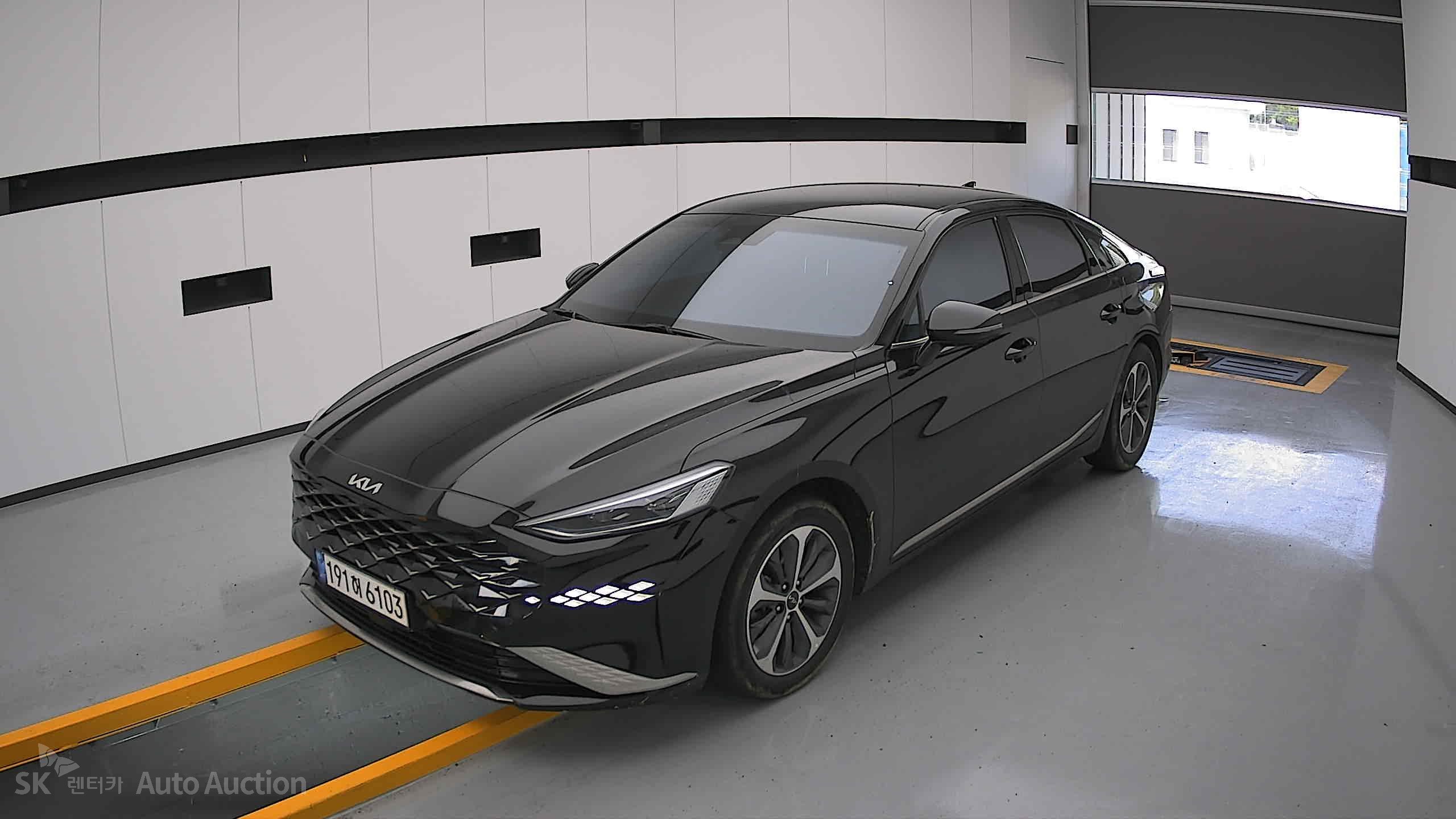 2023 - kia k8