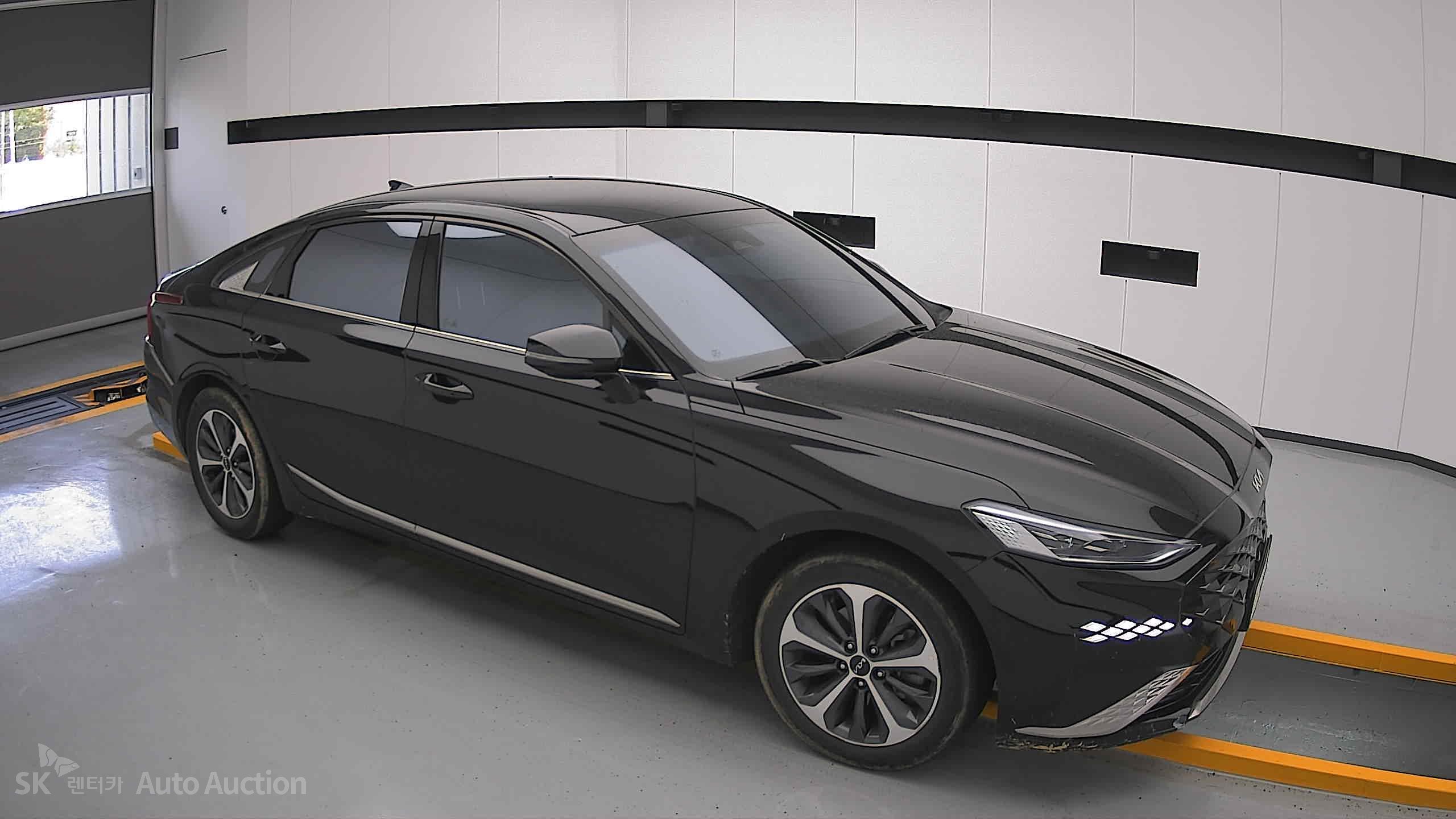 2023 - kia k8