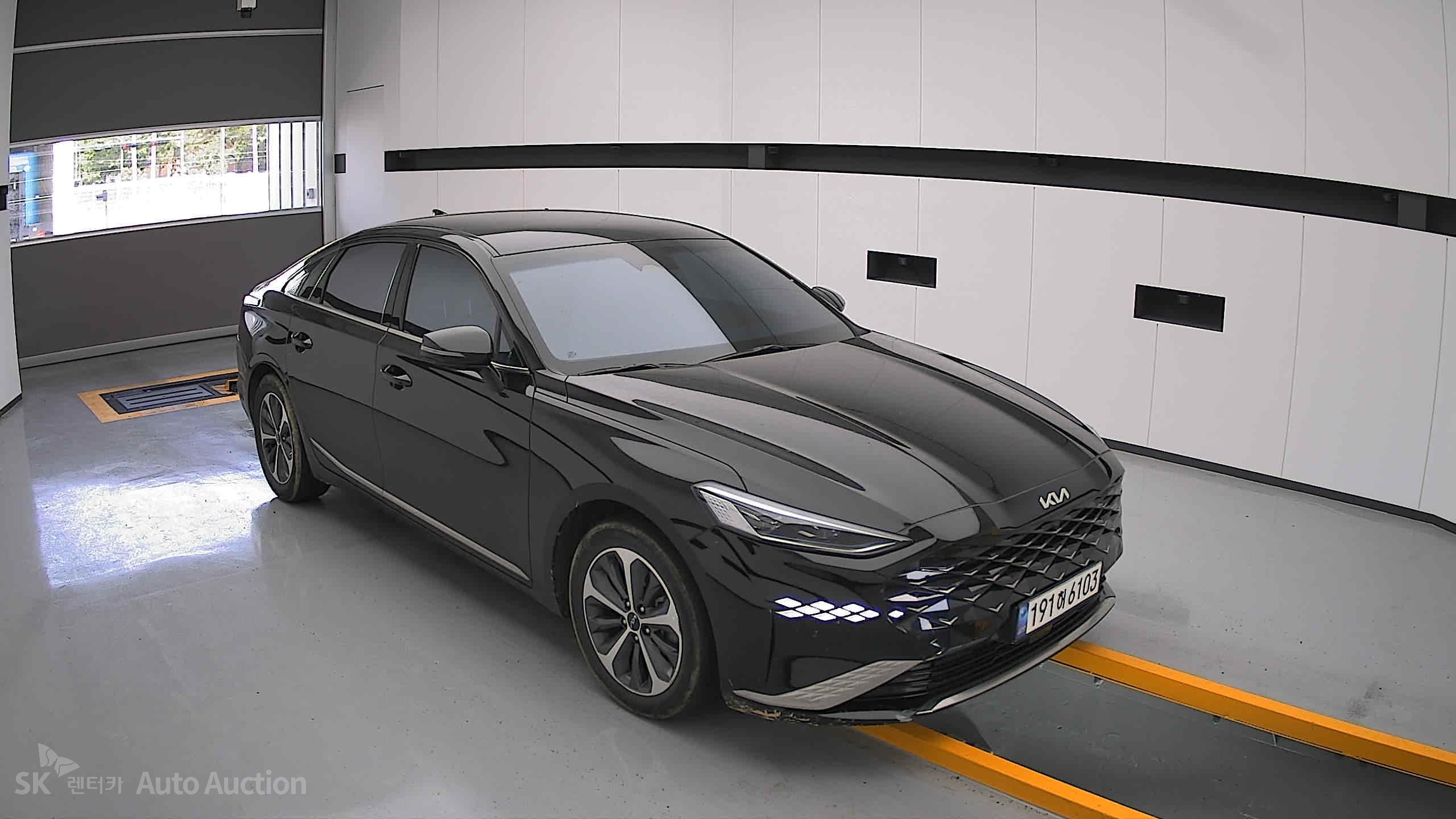2023 - kia k8