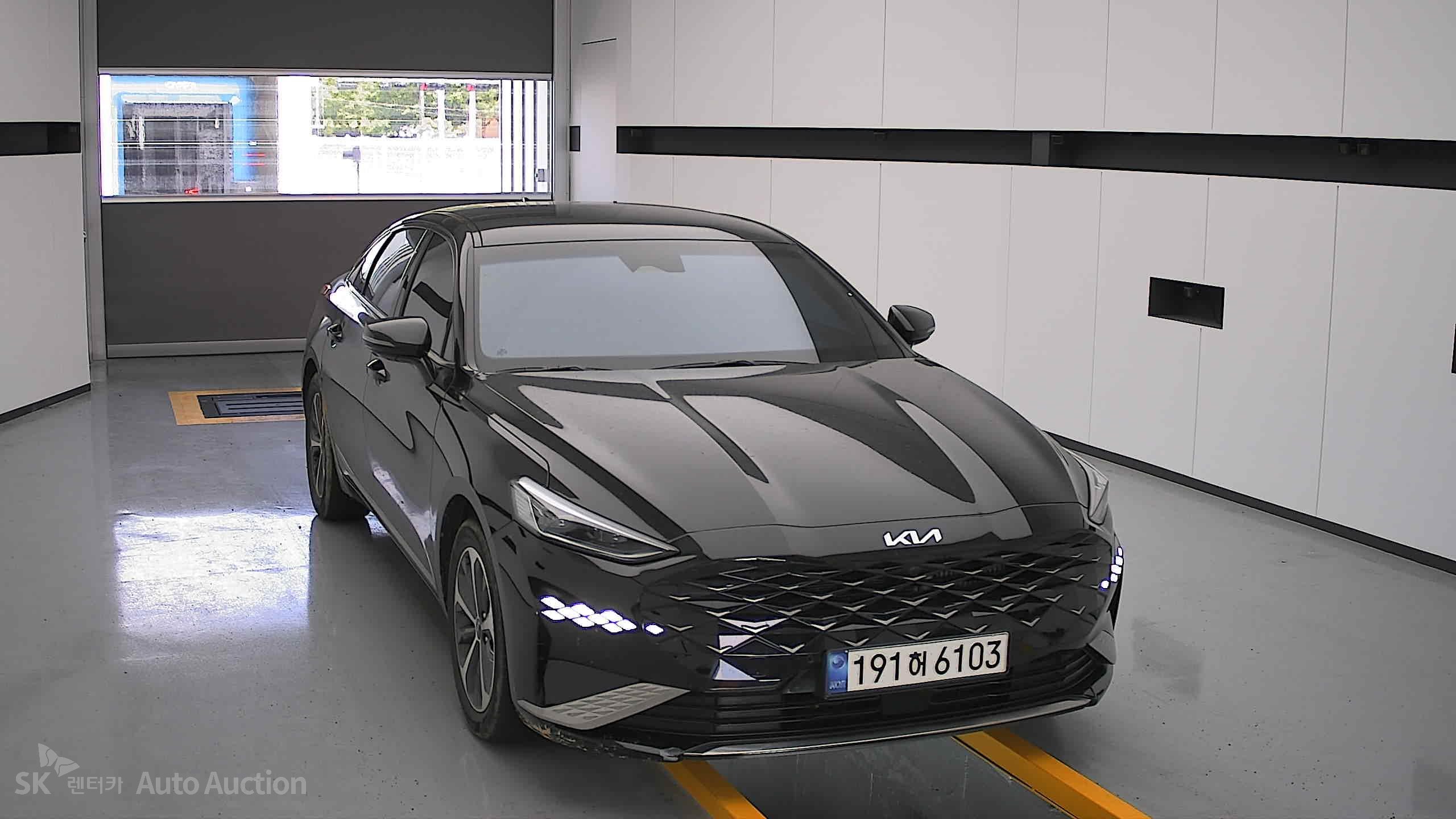 2023 - kia k8