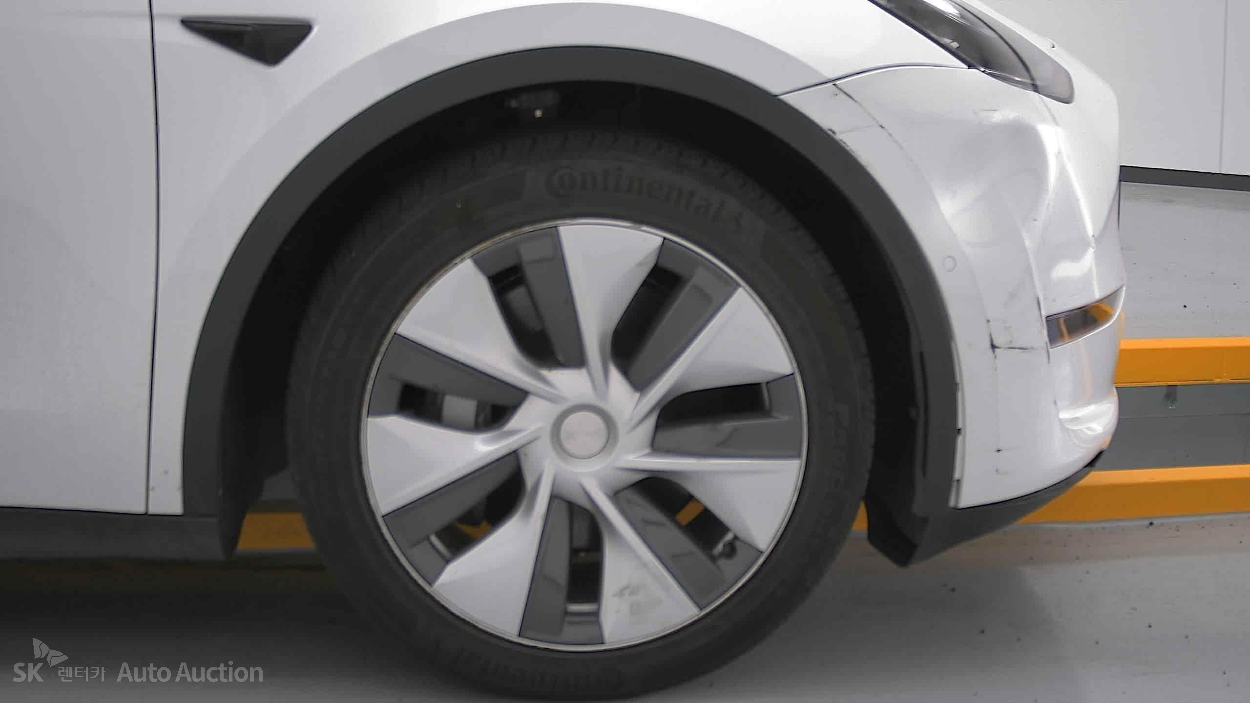 2022 - tesla model y
