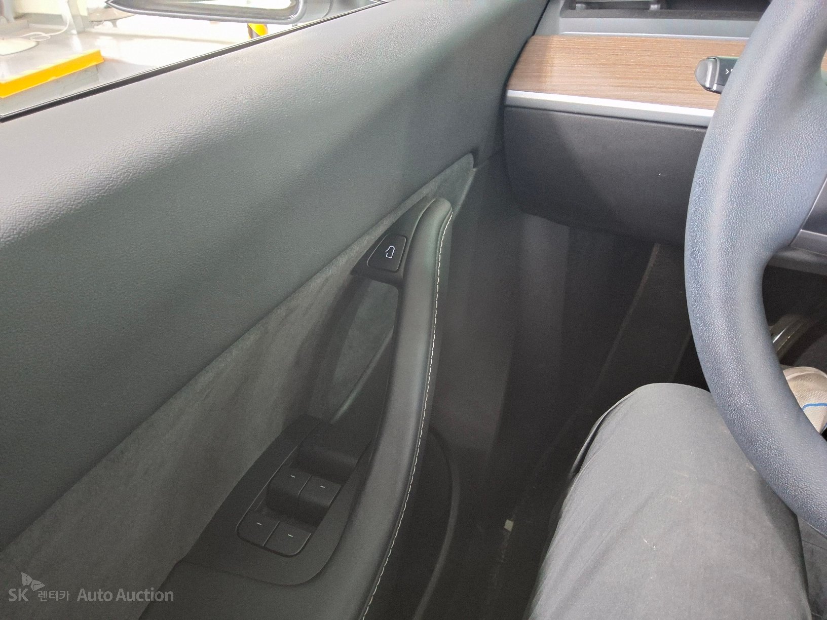 2022 - tesla model y