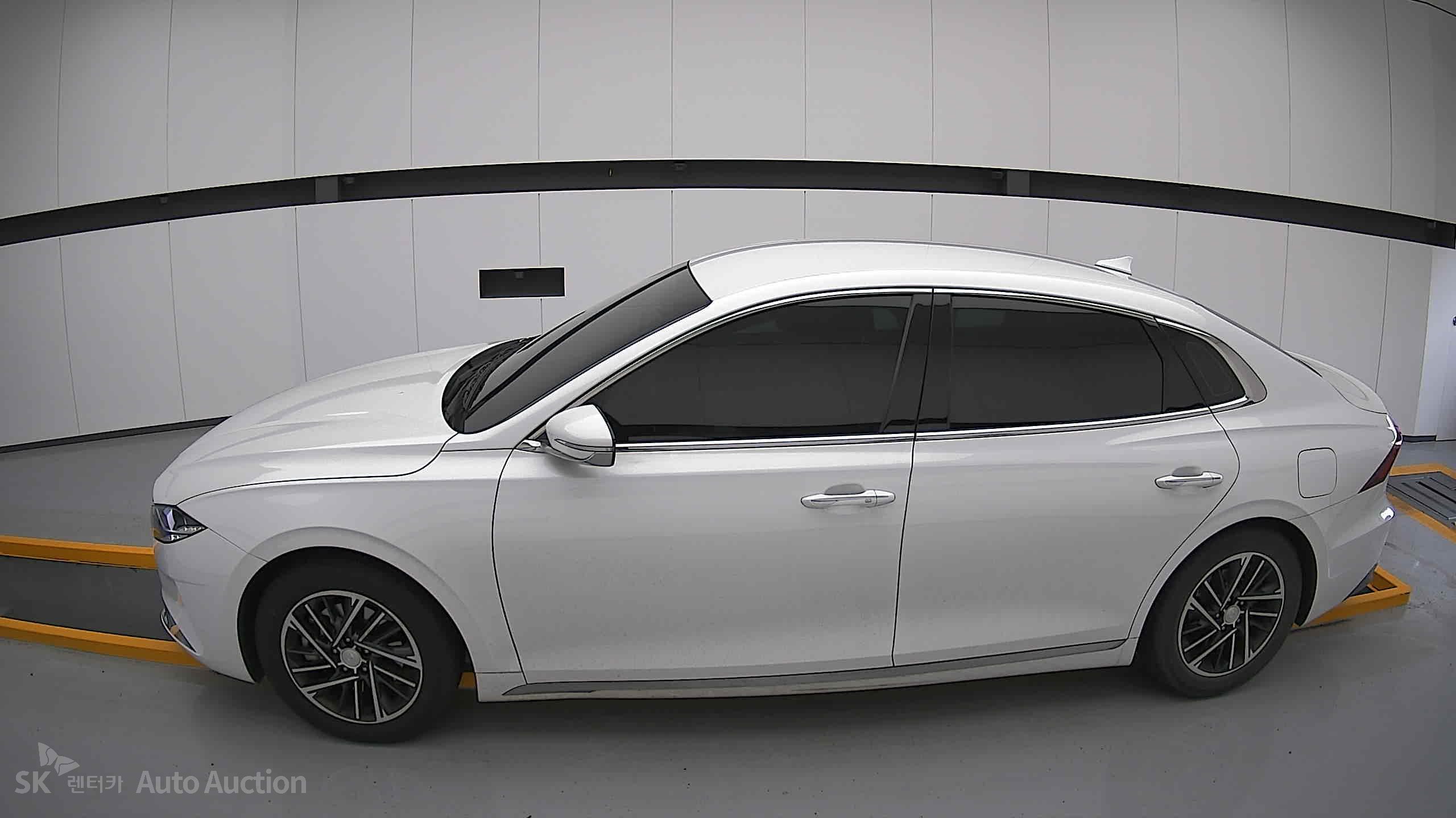 2022 - hyundai grandeur