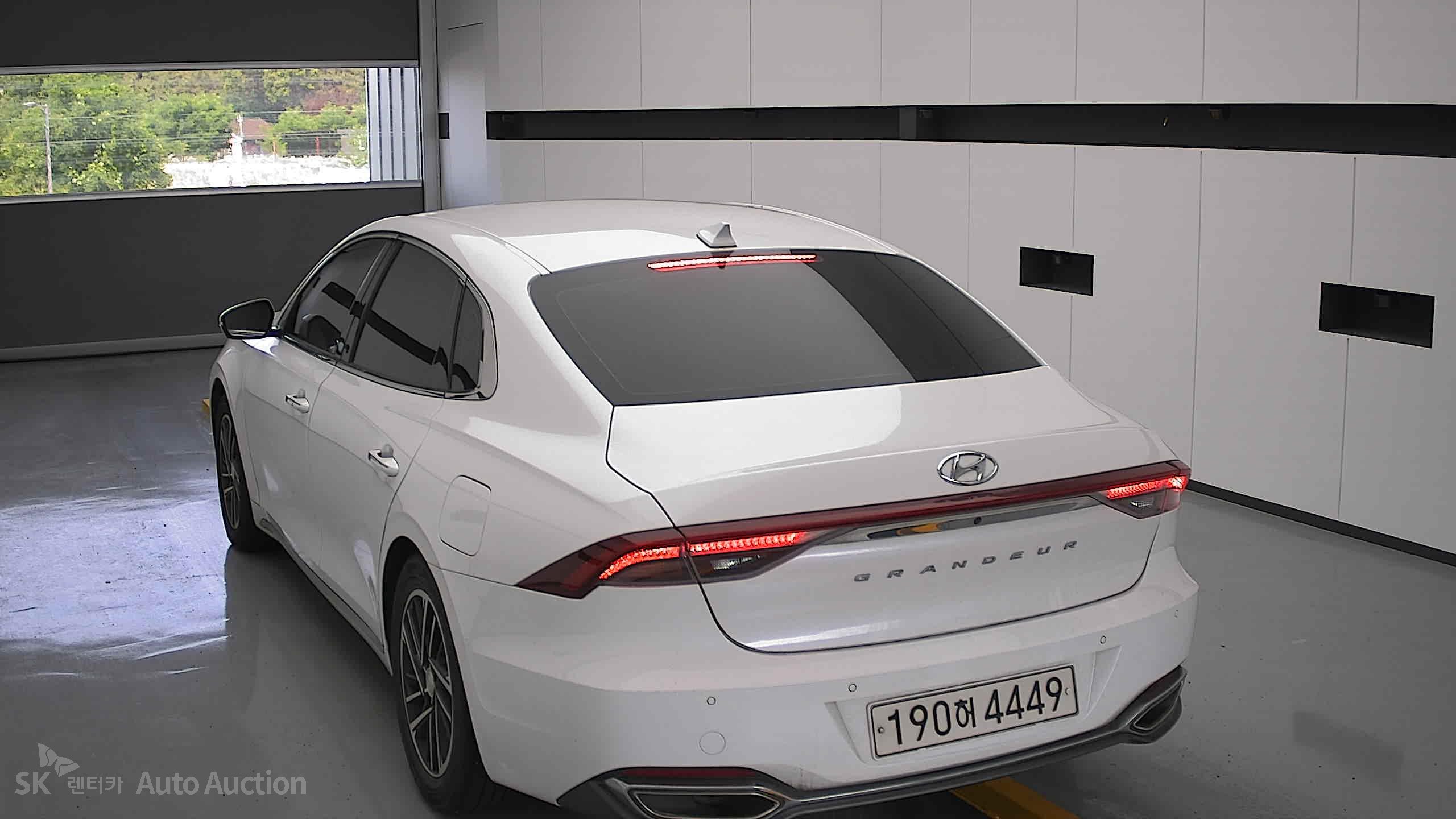 2022 - hyundai grandeur